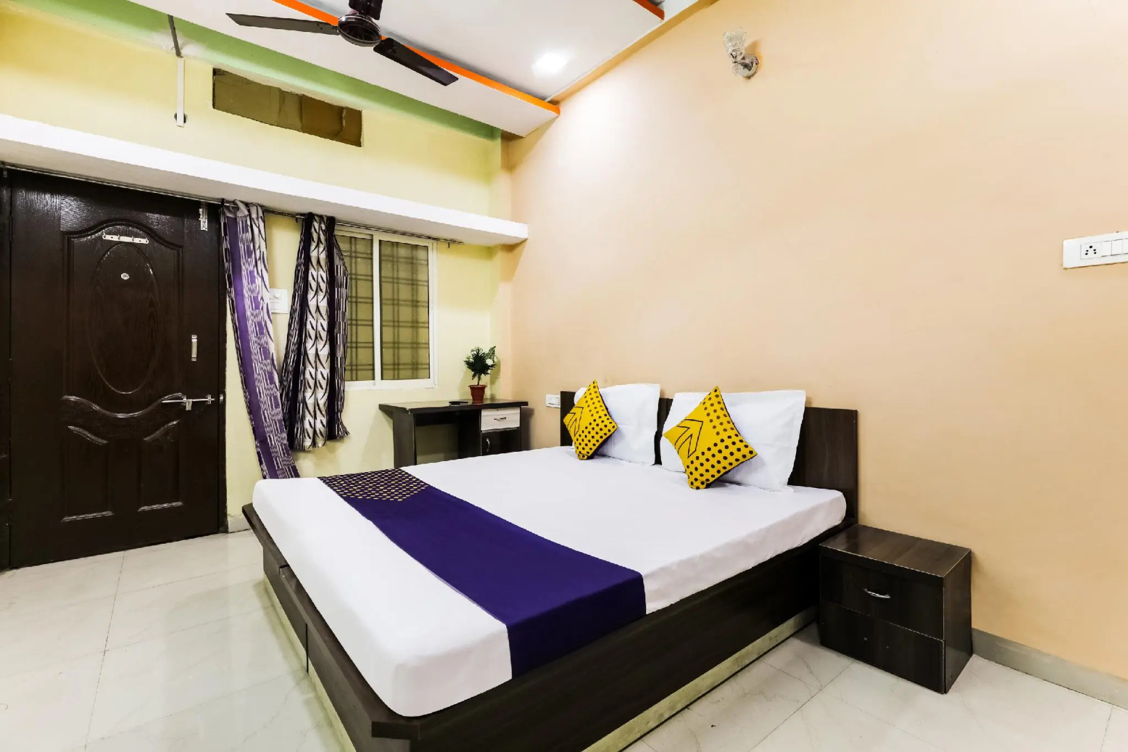SPOT ON 67740 Hotel Narmada Palace
