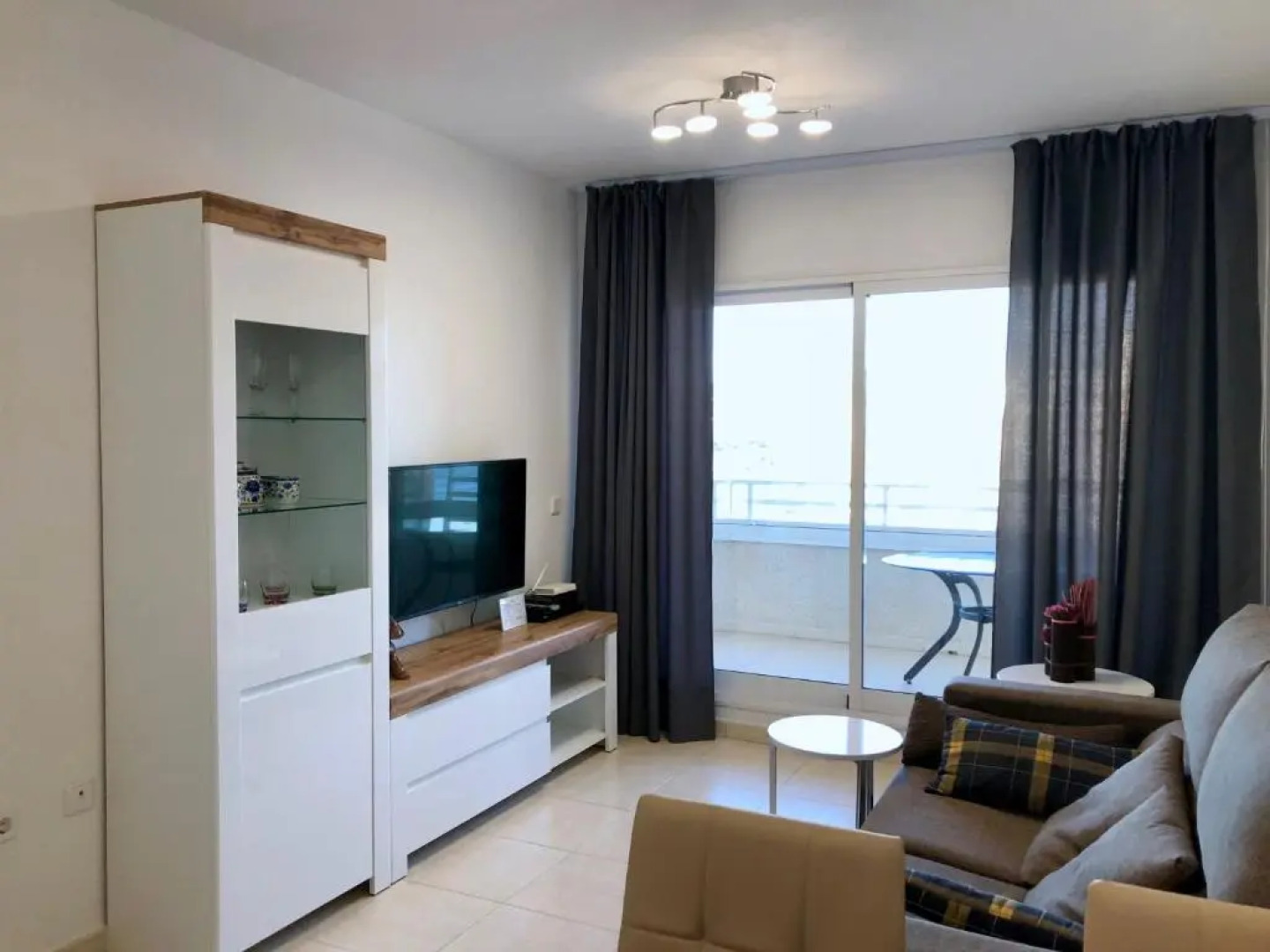 Apartamentos Apolo 17