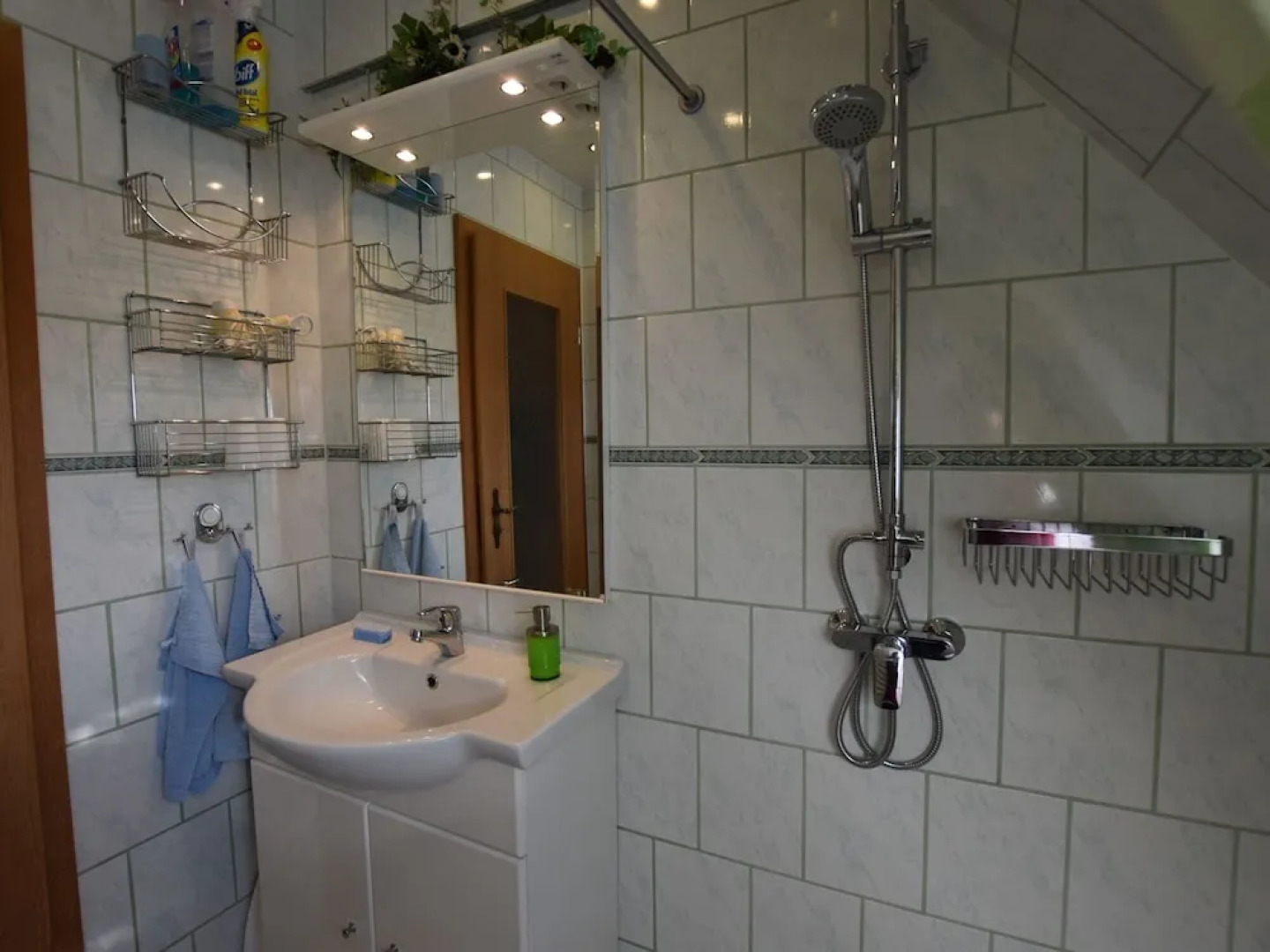 Hubsche Wohnung in Kropelin mit Eigener Terrasse