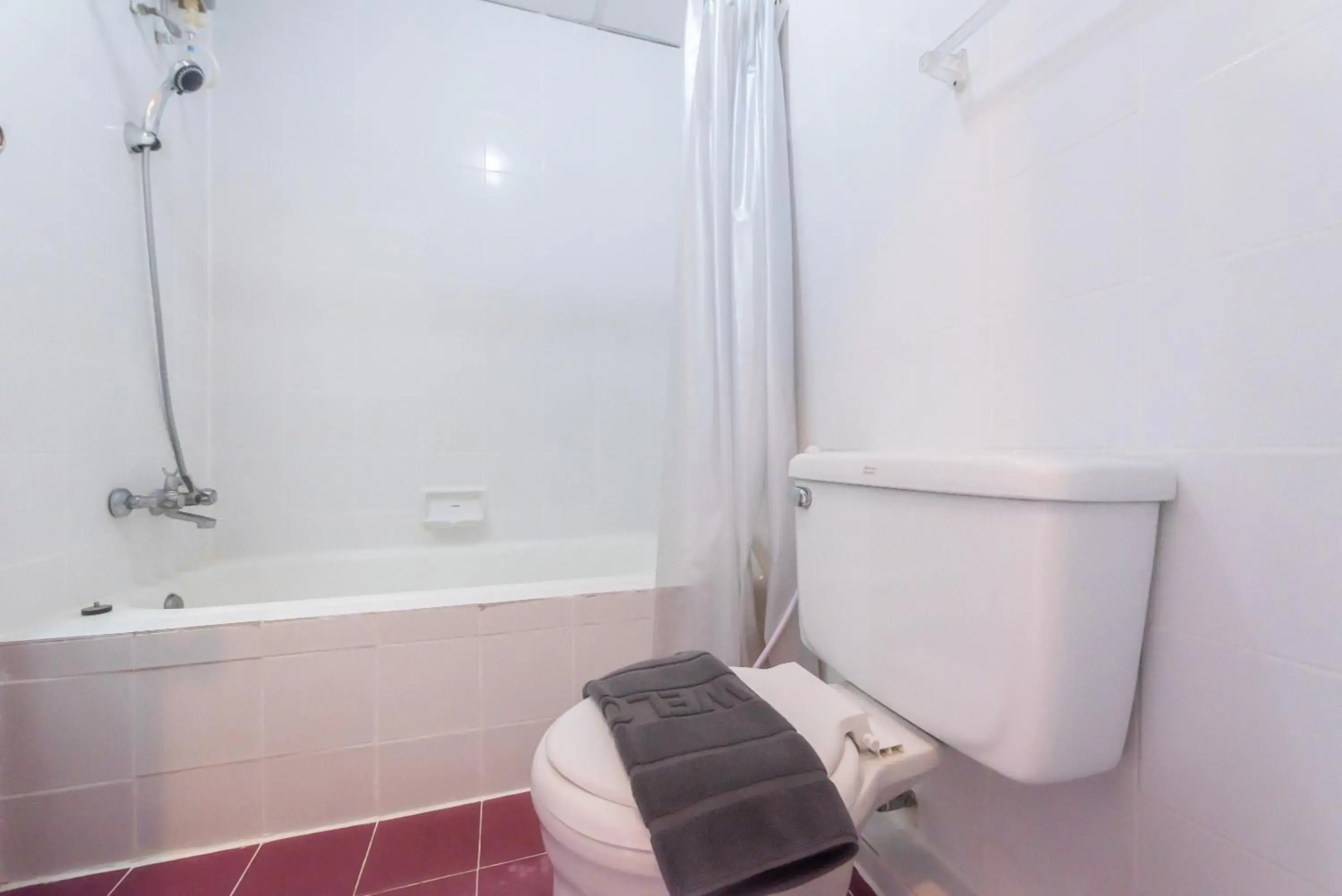 Nonthaburi Palace Hotel