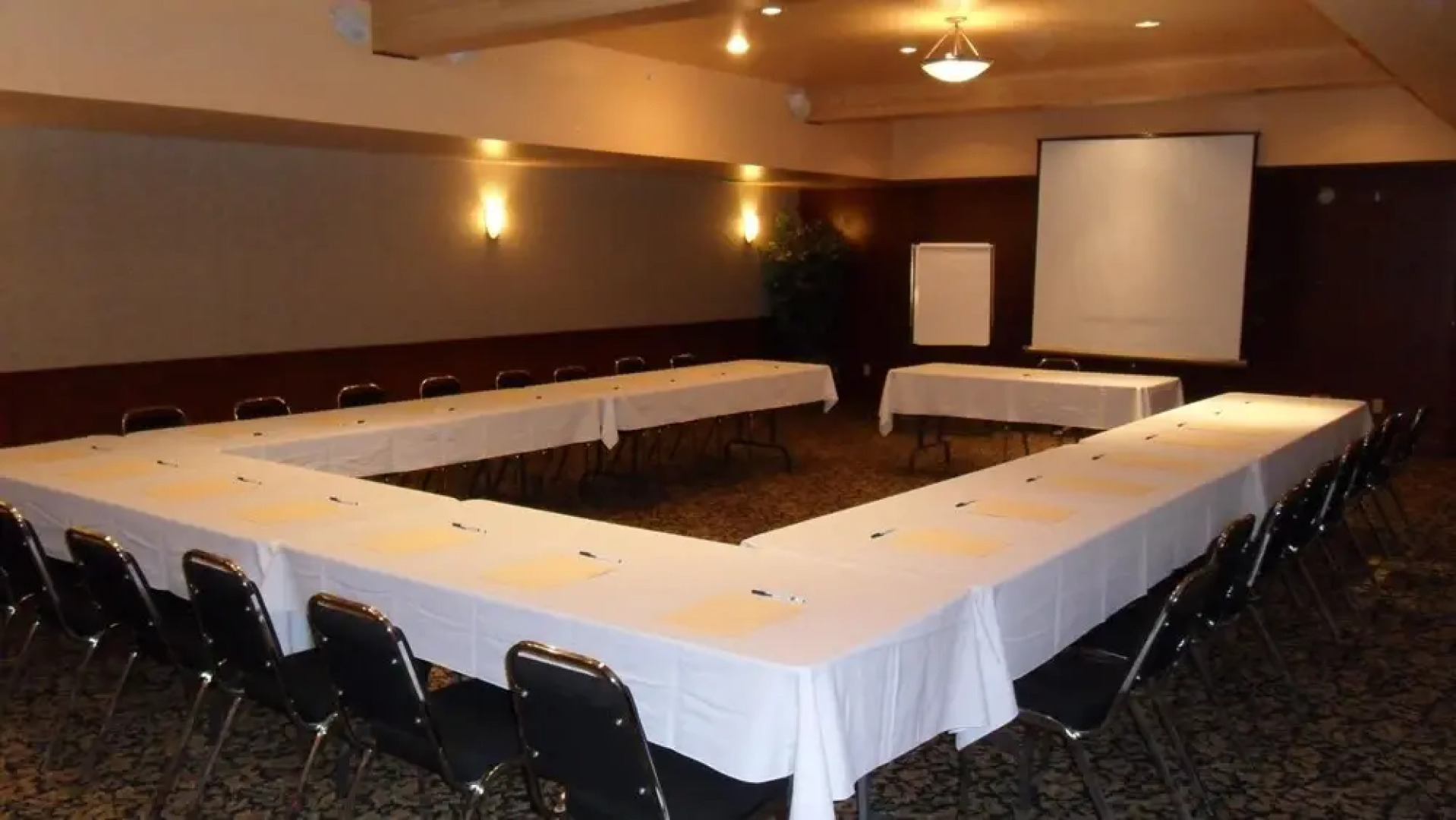 Lakeview Inns & Suites - Hinton