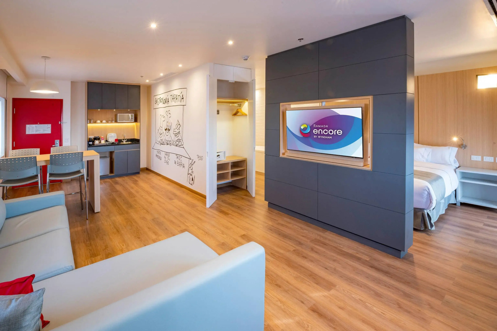 Ramada Encore by Wyndham Guadalajara Aeropuerto