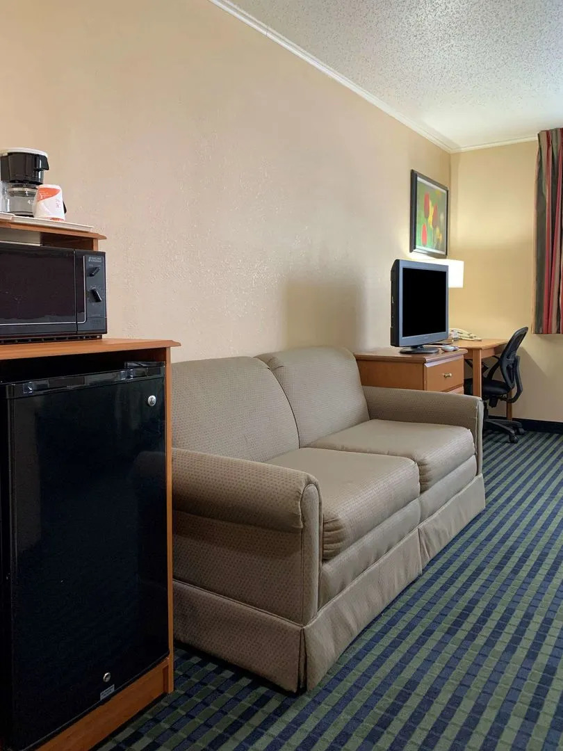 Quality Inn Ottawa near Starved Rock State Park