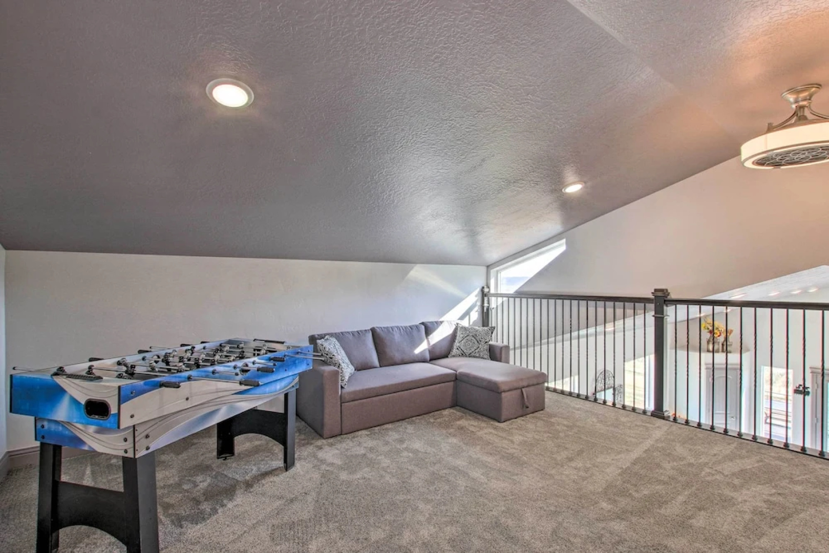 Spacious Home w/ Mtn Views: 2 Mi to Bear Lake!