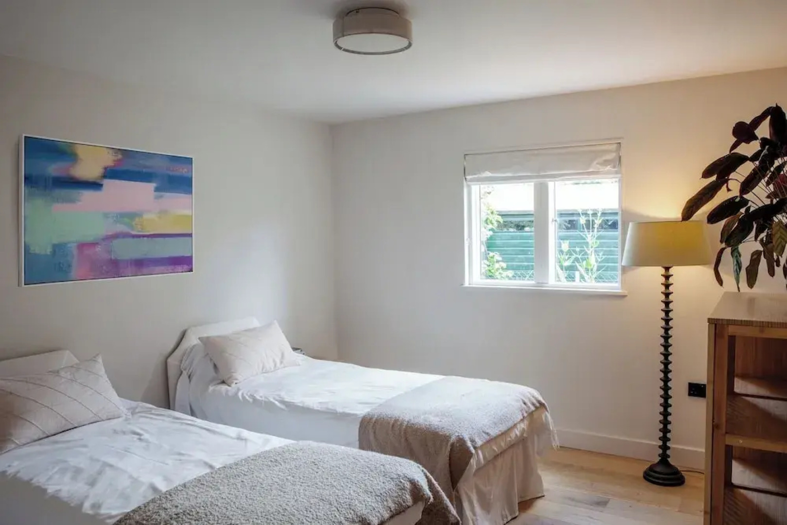 2-bed Eco Friendly Home - Sleeps 4 - Parking