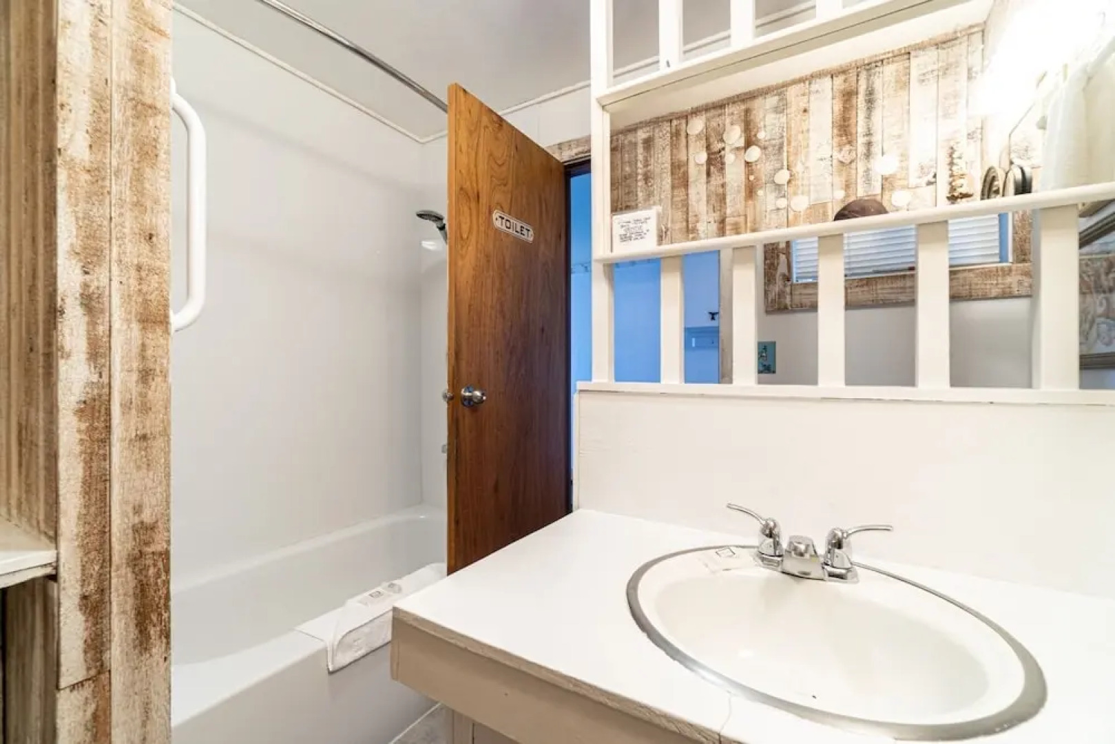 The Sea Slug 2 Bedroom Cottage