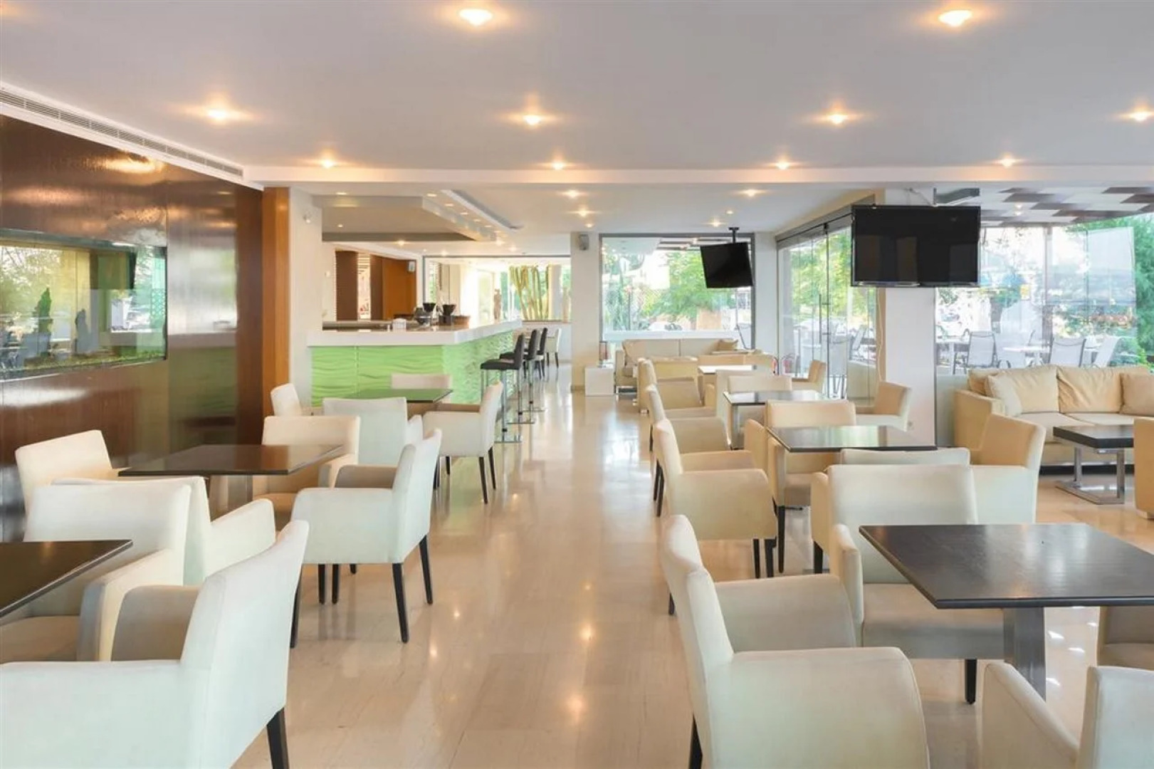 Island Resorts Marisol