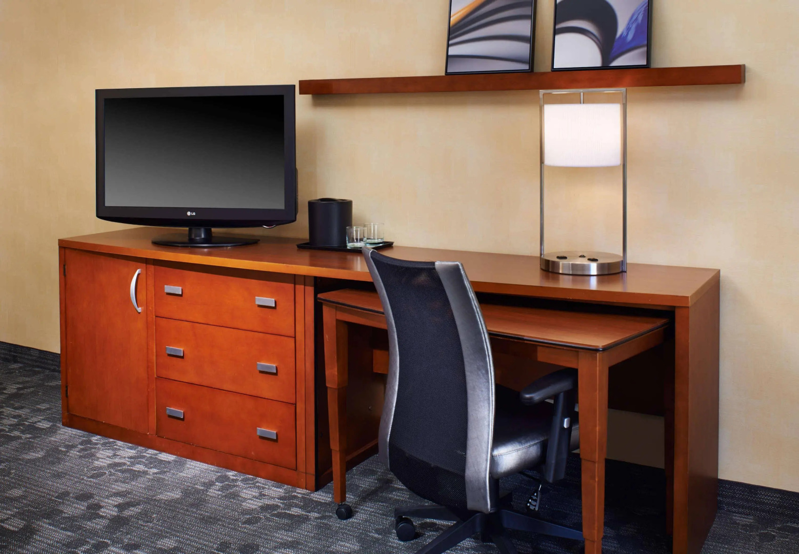 Courtyard by Marriott Columbus Dublin