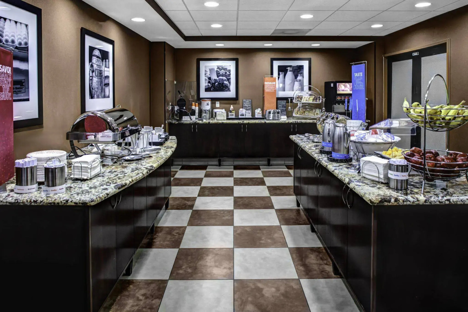 Hampton Inn & Suites Bakersfield/Hwy 58, CA