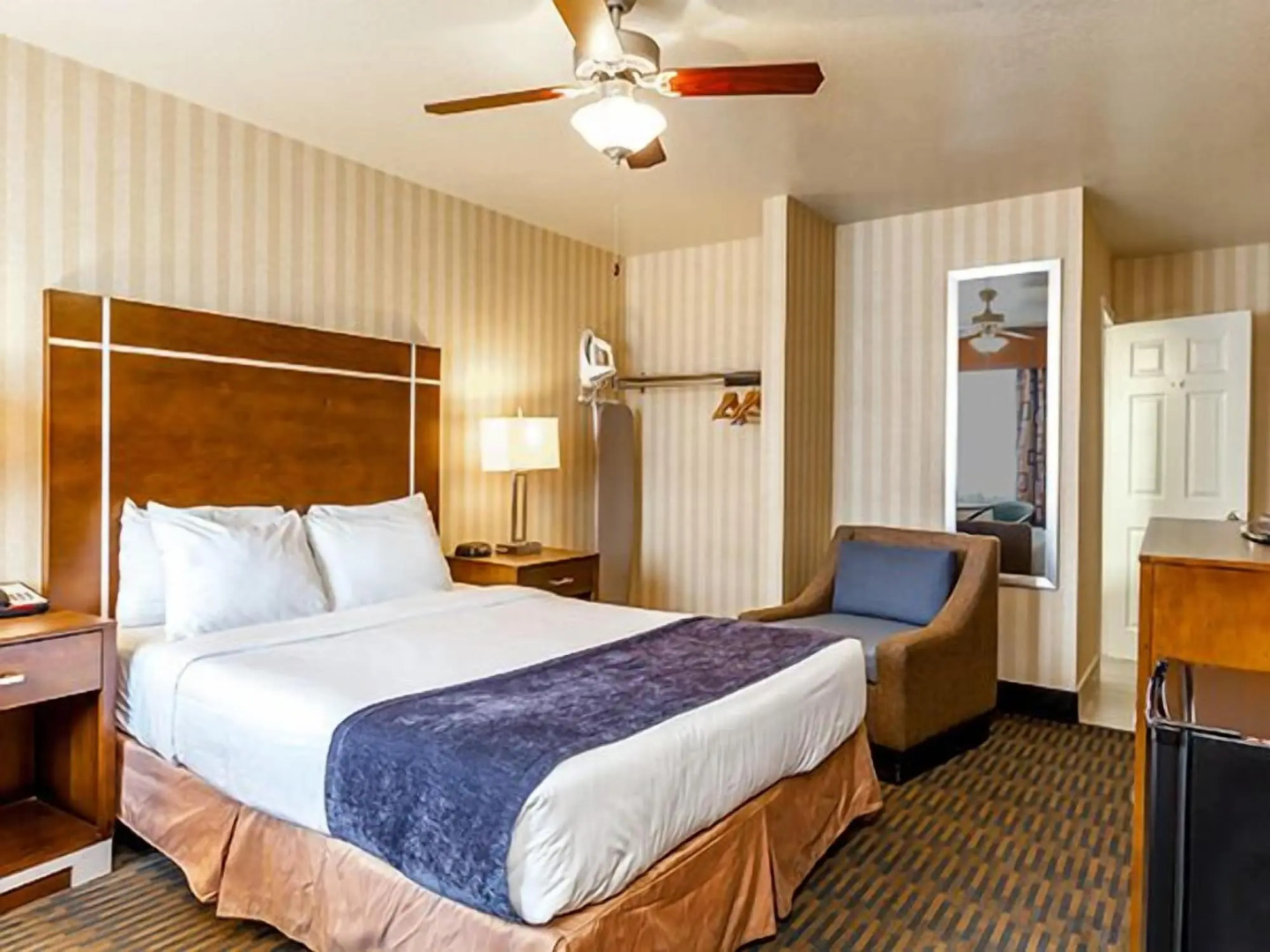 Harbor House Inn Morro Bay