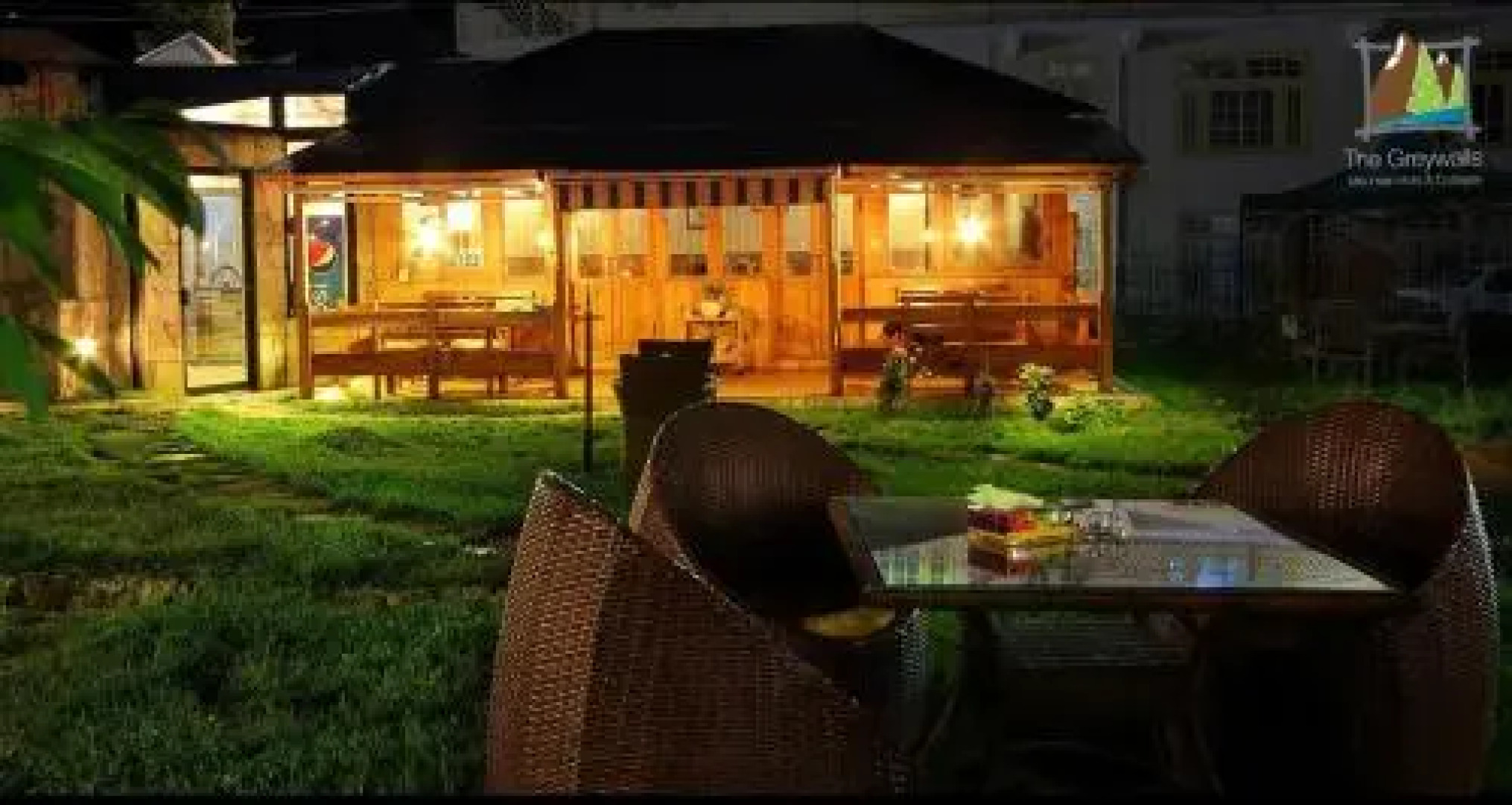 Grey Walls Mountain Huts & Cottages