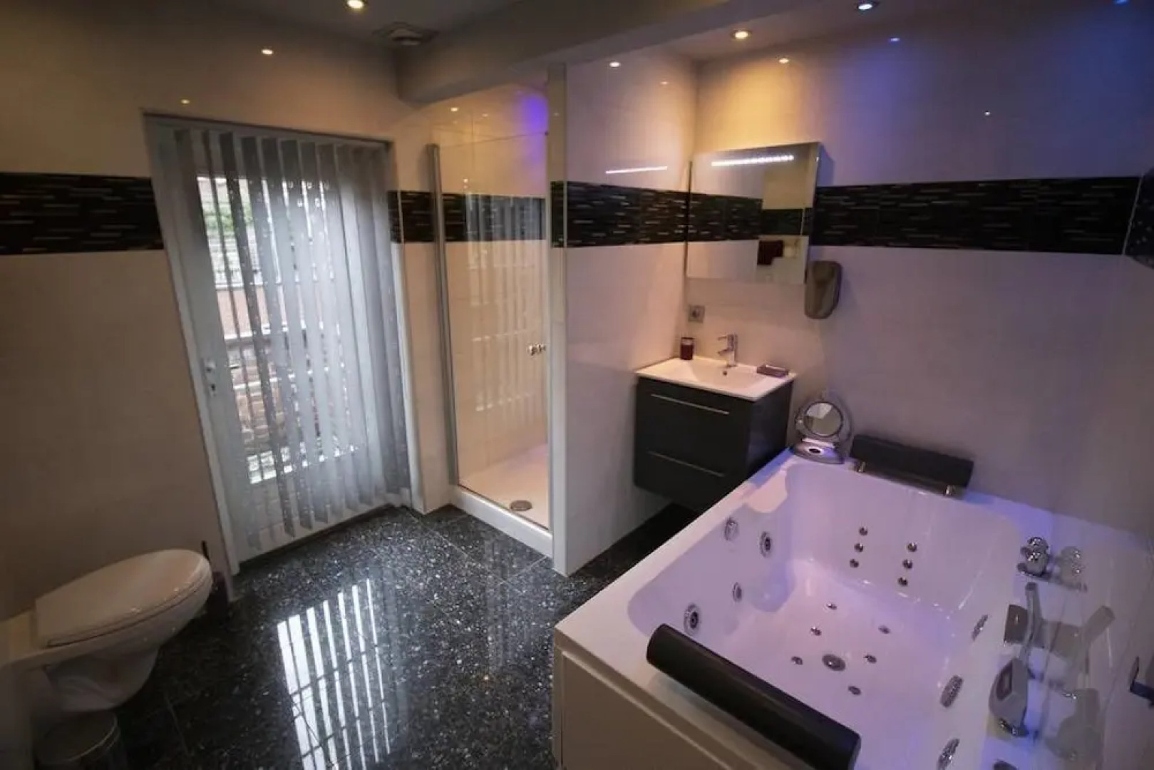 Luxe Appartement - Near Town Hall