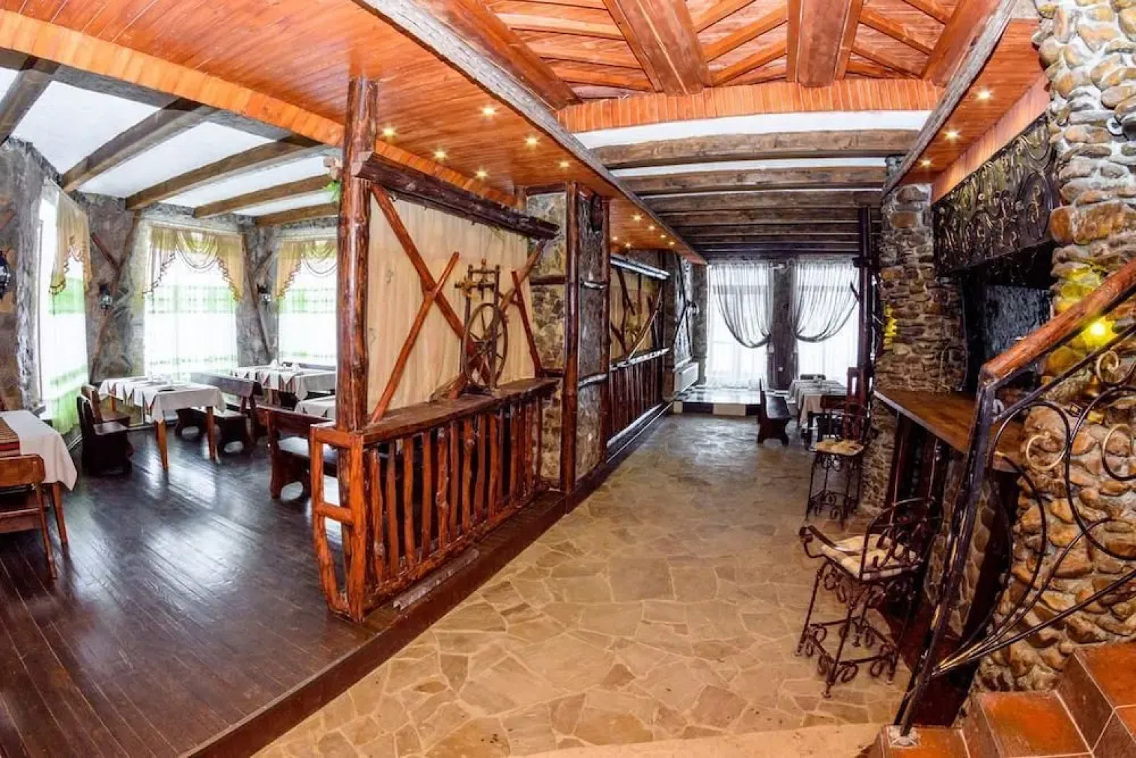 Отель «Панська Ровинь»