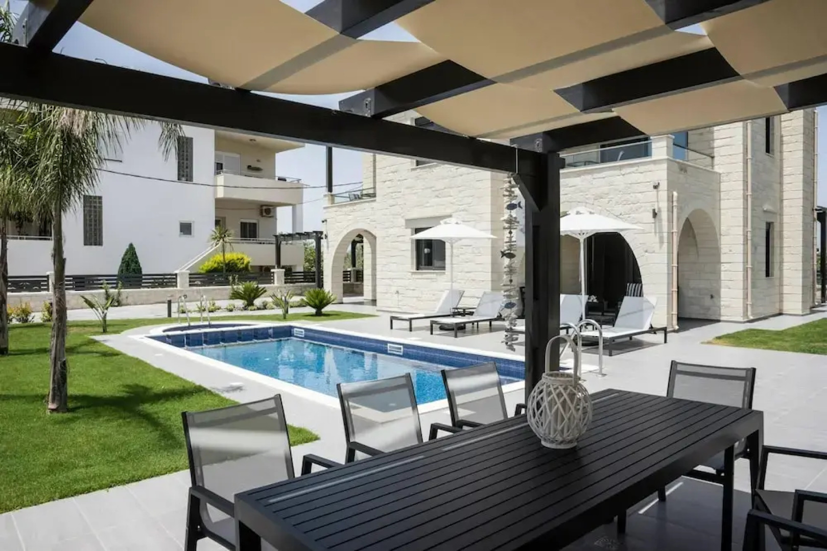 Luxurious Modern Mansion With Private Pool and Sauna 200m From Beach