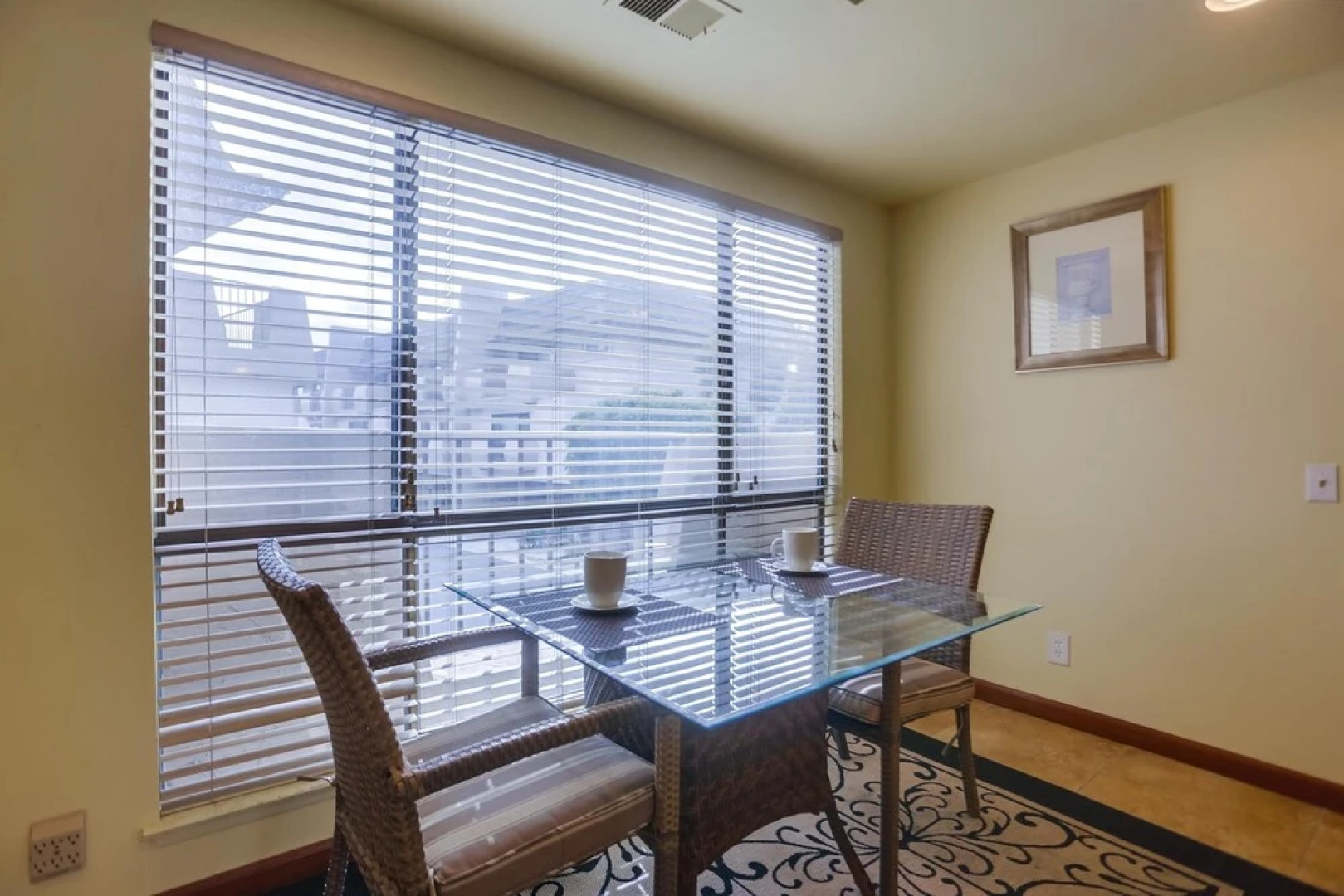 Solana Beach Resort Style Beach Condo With Pool and Spa Dmbc142 by Redawning