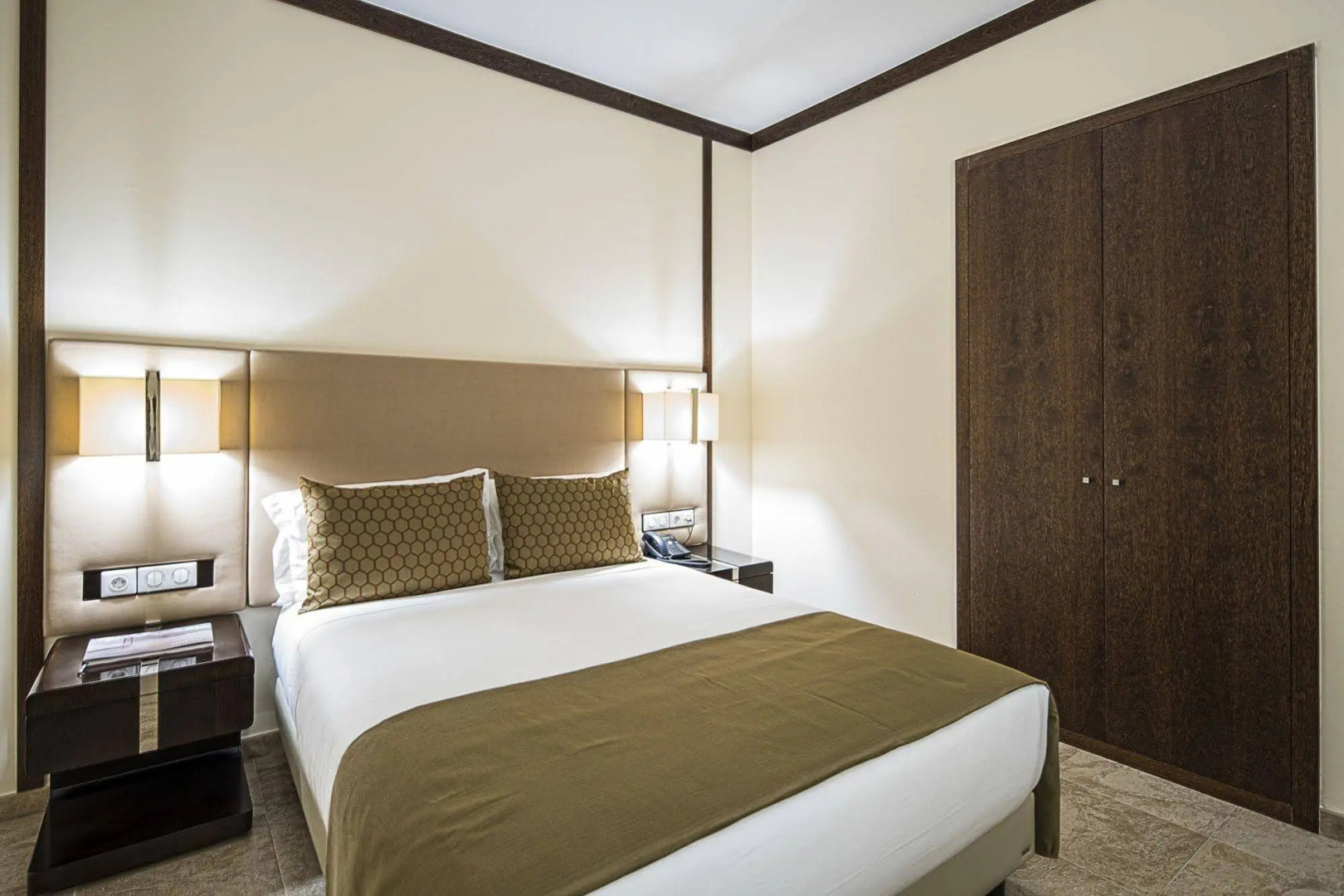 iu Hotel Luanda Talatona