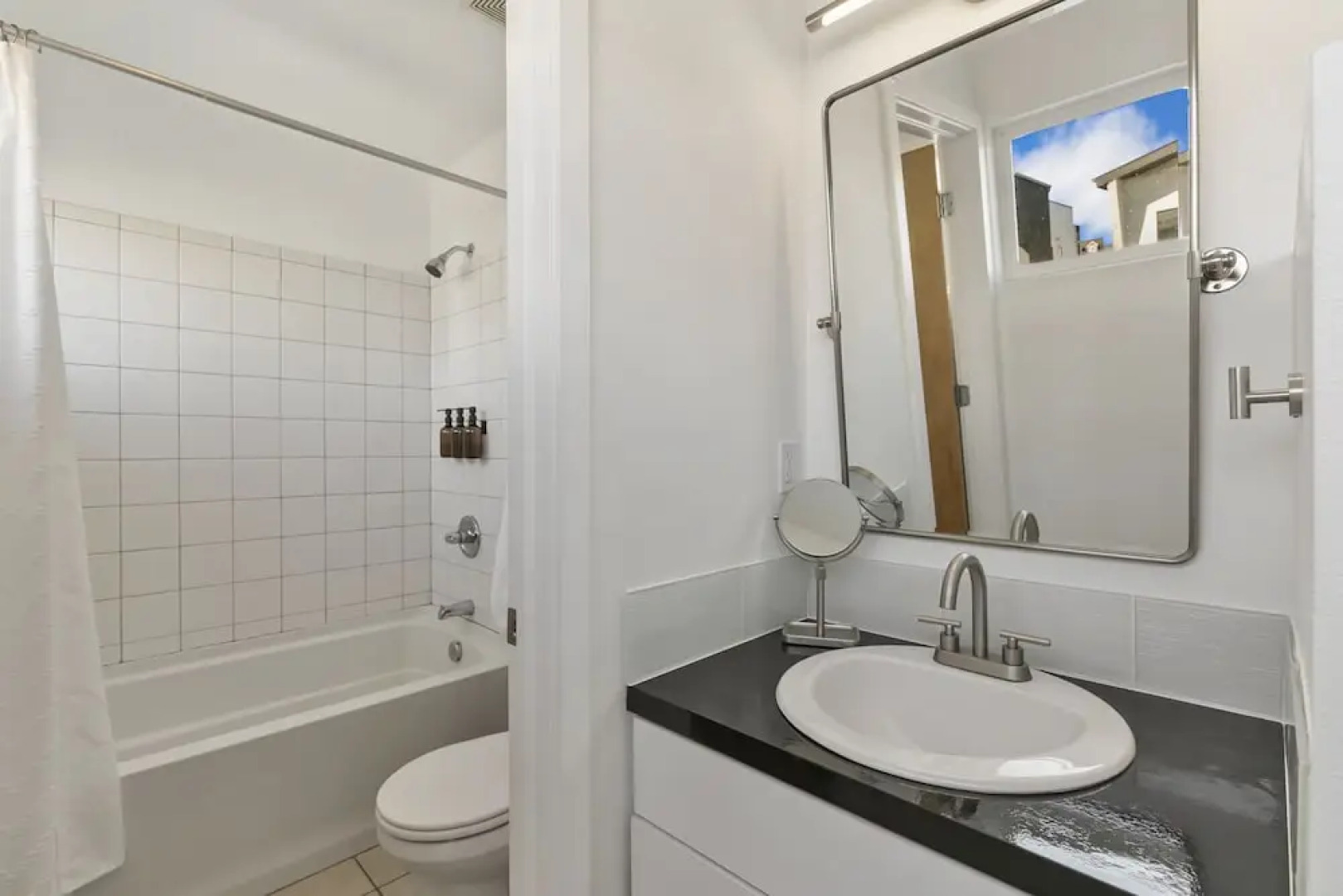 Coopers North in Old Town – Hot Tub & Pool Table!