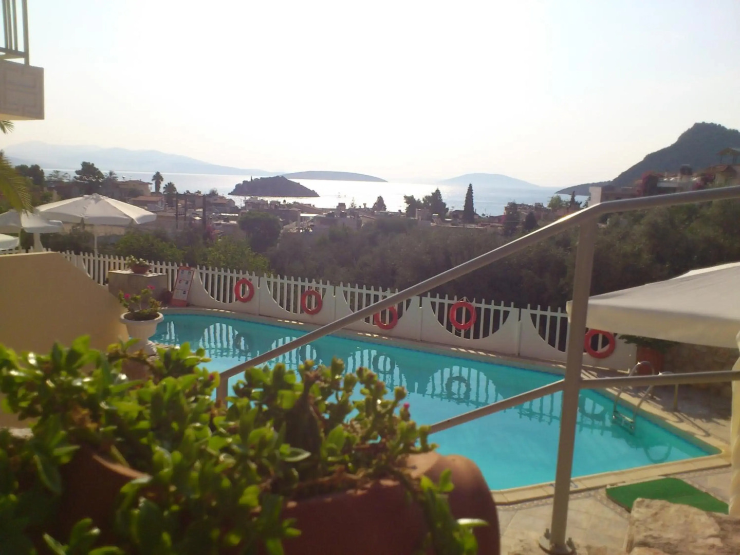 Viaros Hotel Apartments