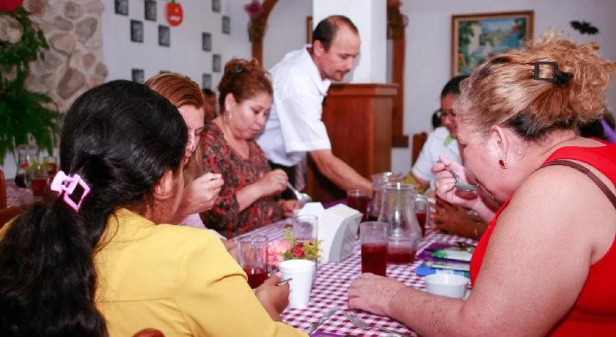 Hotel Casa Flores De Tikal