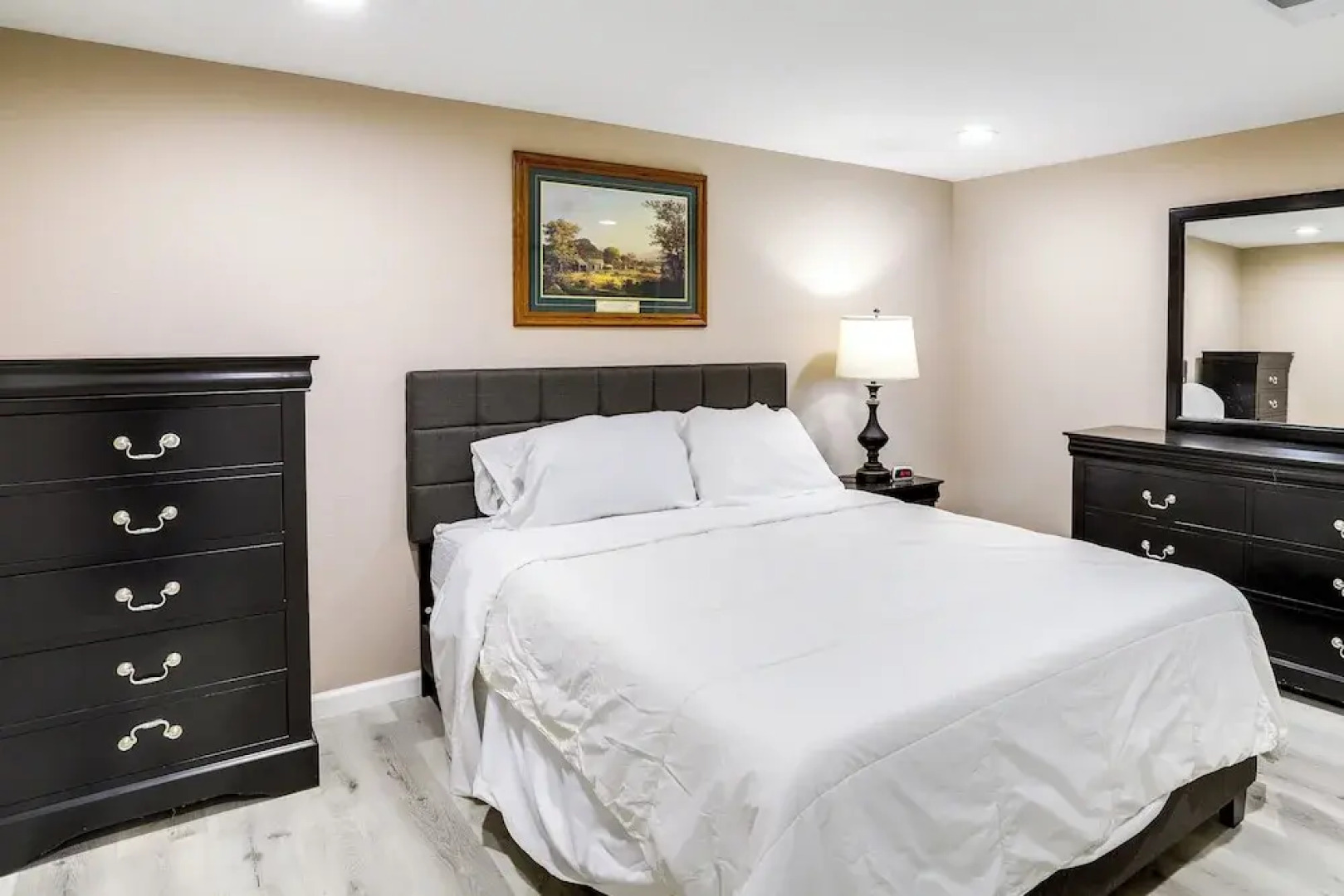 South Bend Area Vacation Rental 8 Mi to Notre Dame