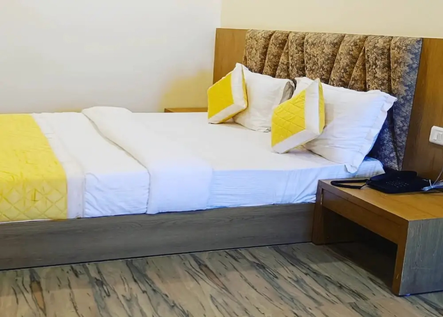 Hotel Fun Park Sanand