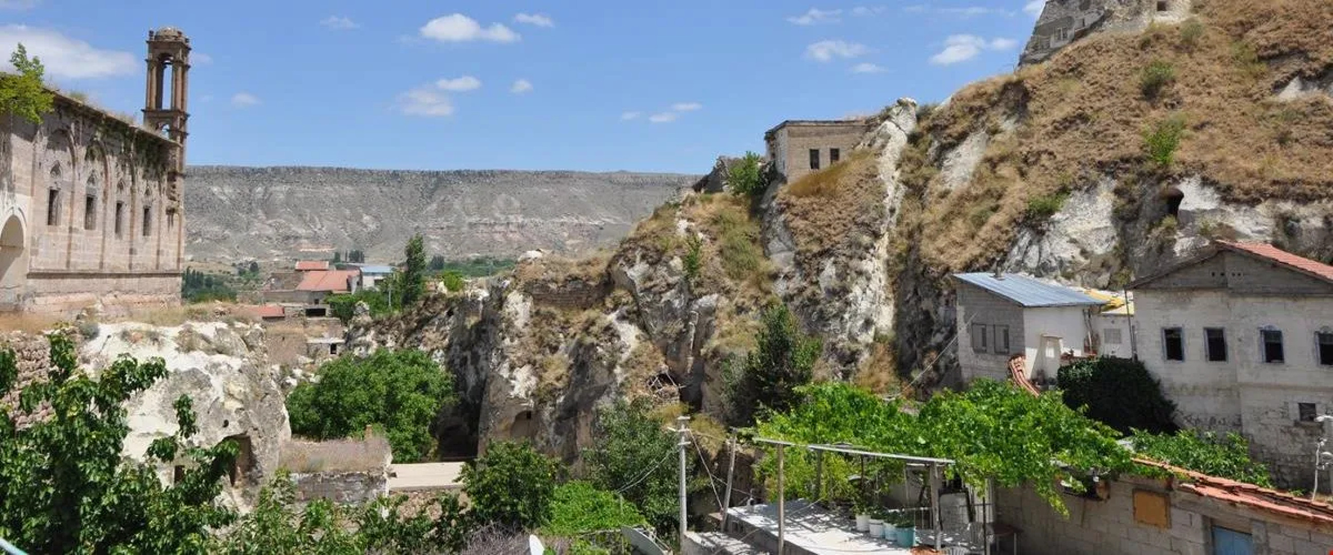 Cemil Koyu Cave House