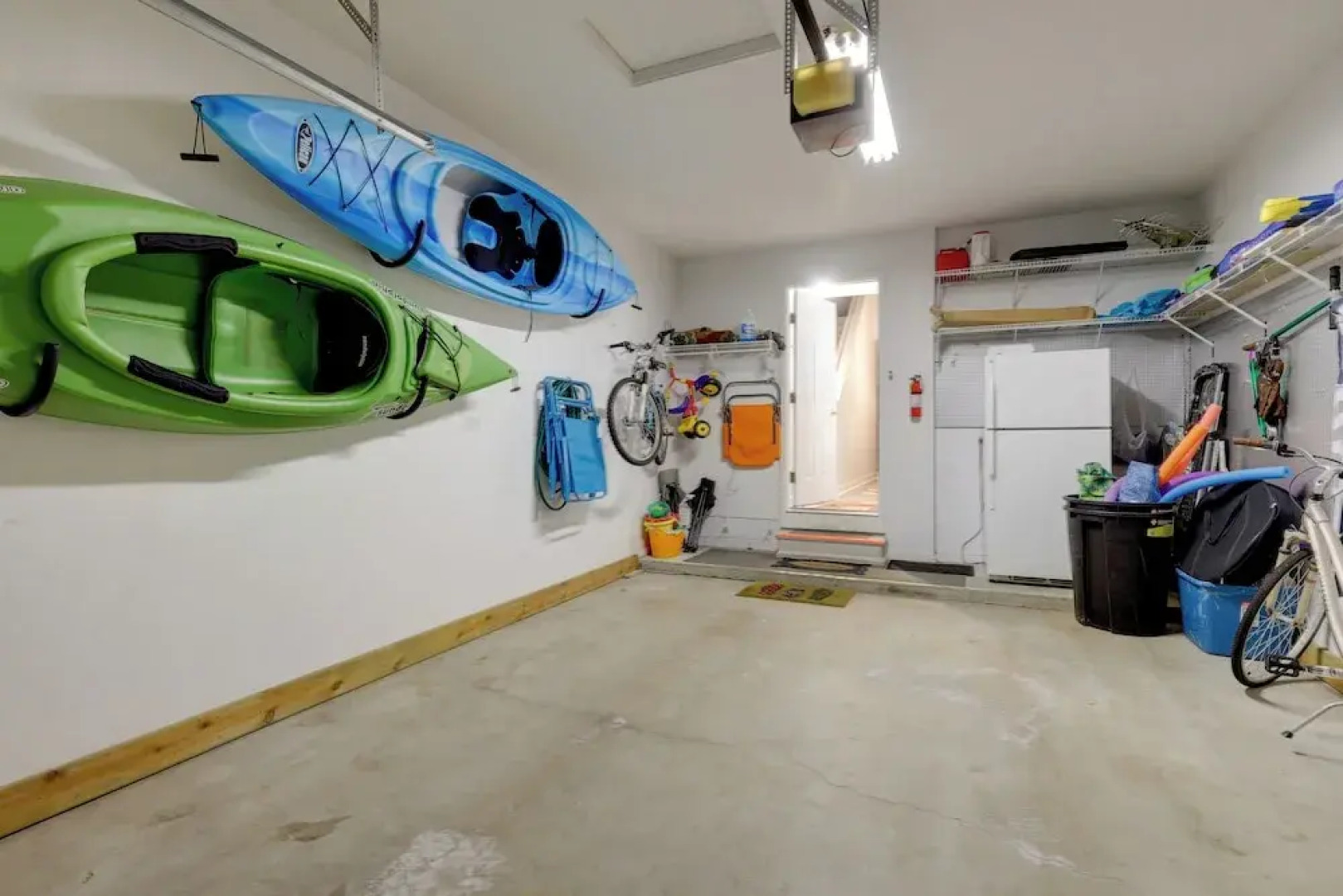 Manistee Retreat ~ 30 Mi to Crystal Mountain!