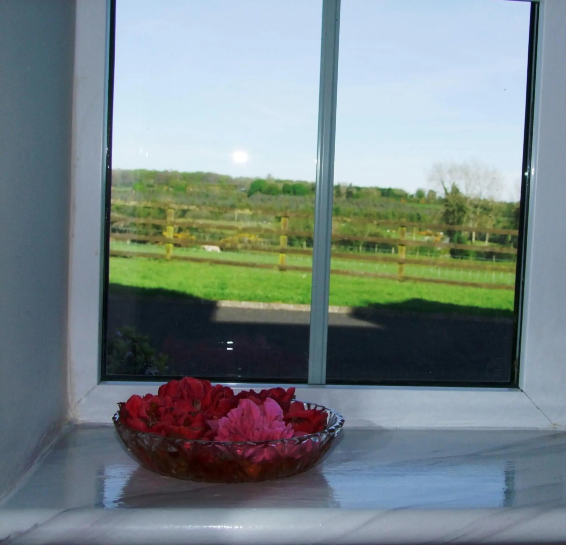 Glendalough 10 Minutes from Beautiful Farmhouse