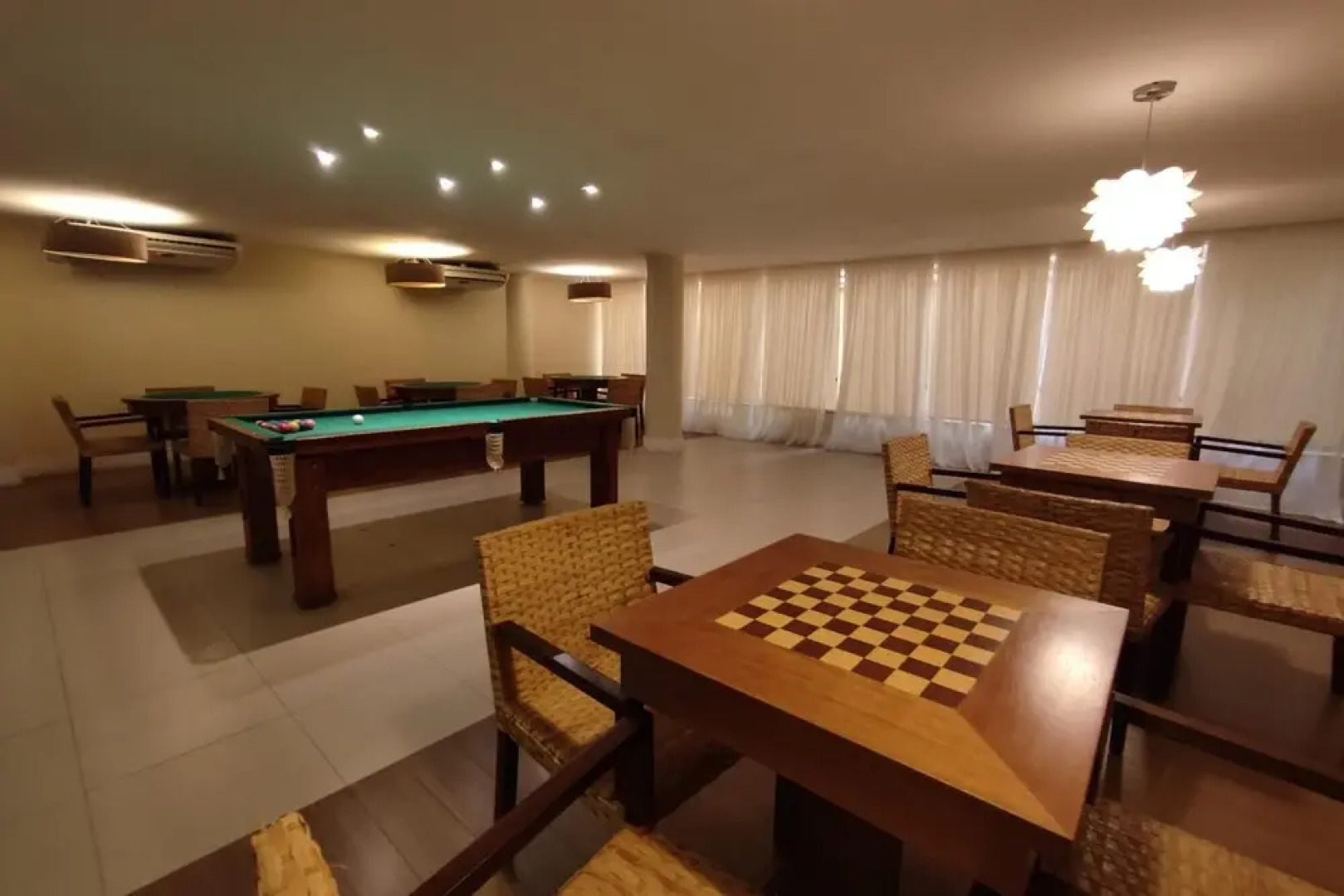 Cobertura Nica Beira-mar Barra Bali Resort