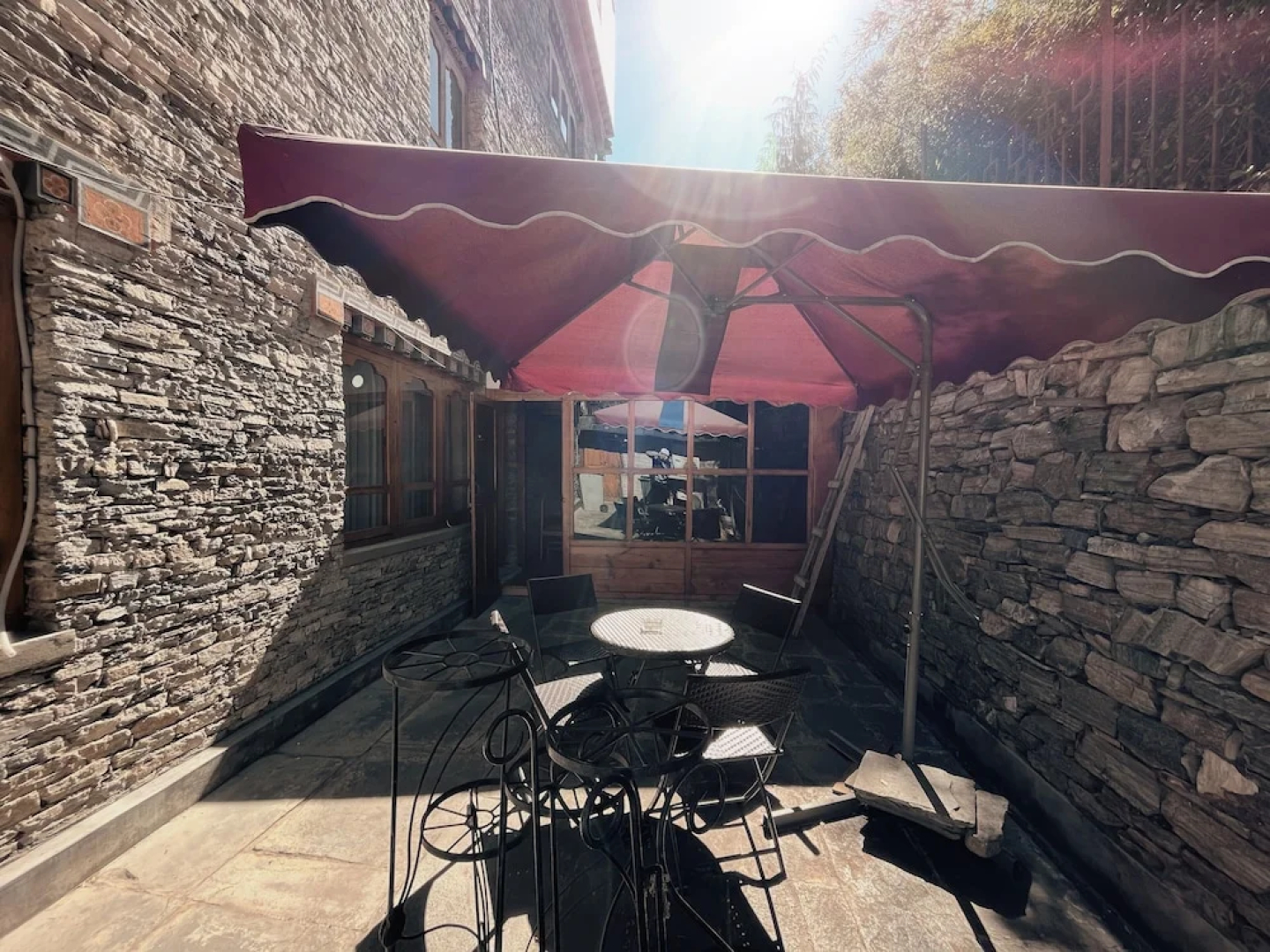 Hotel Amodhara