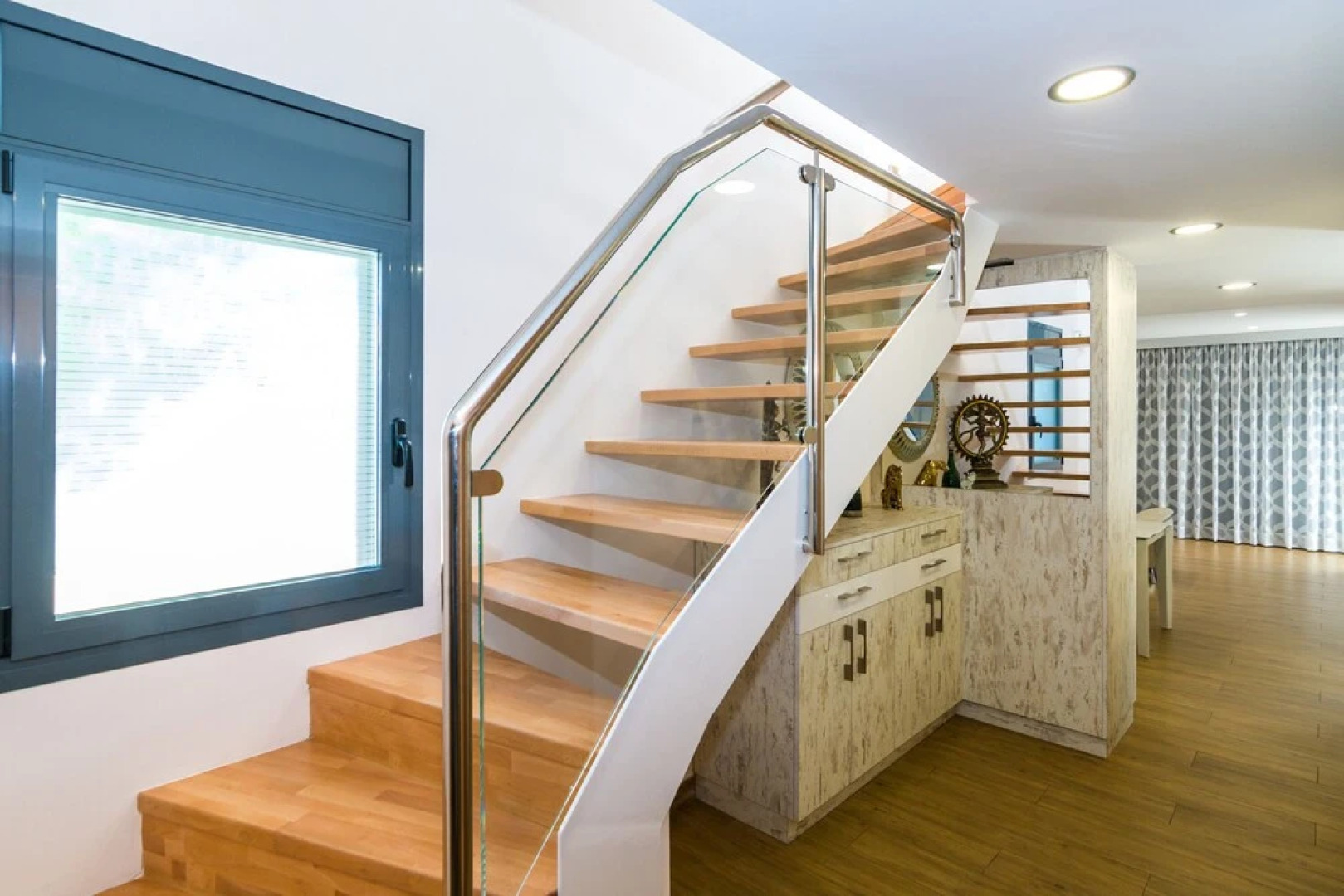 HomeHolidaysRentals Diamond