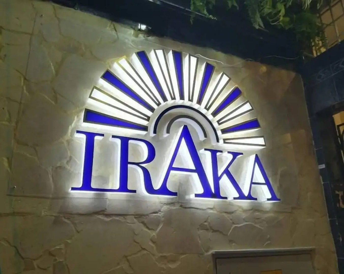 Iraka Hotel Zenu