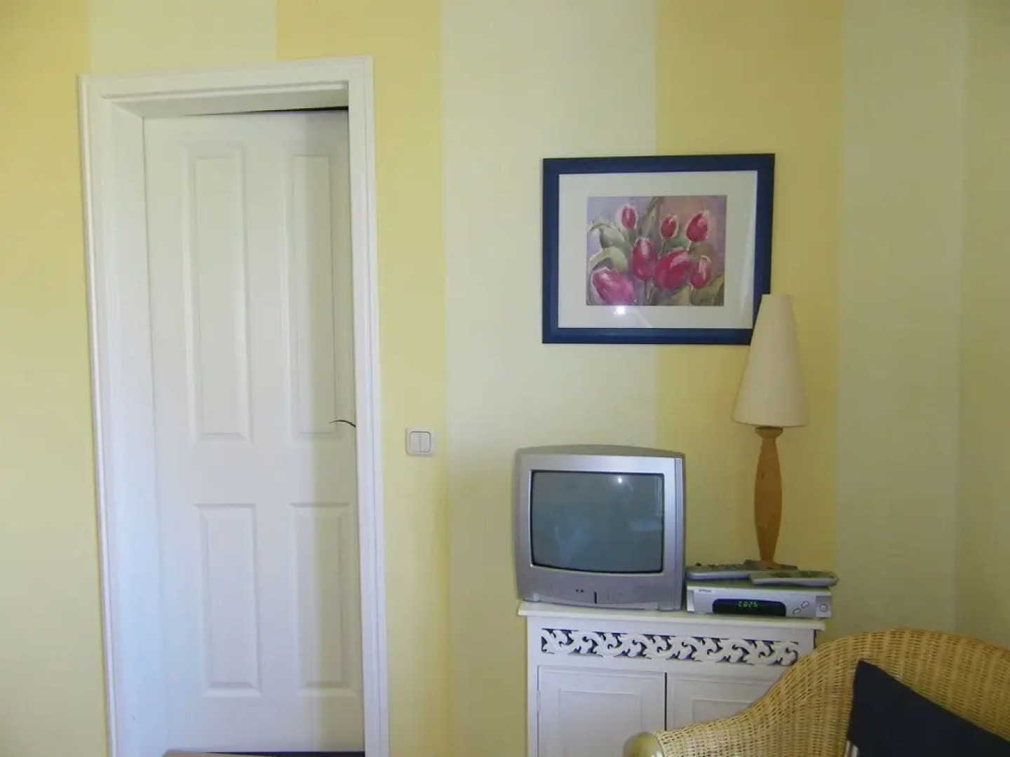 Sunlit Apartment with Garden in Steffenshagen