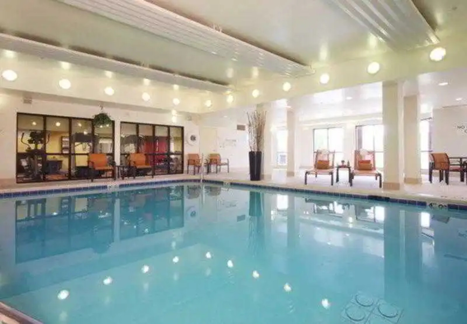 Courtyard Chicago Bloomingdale