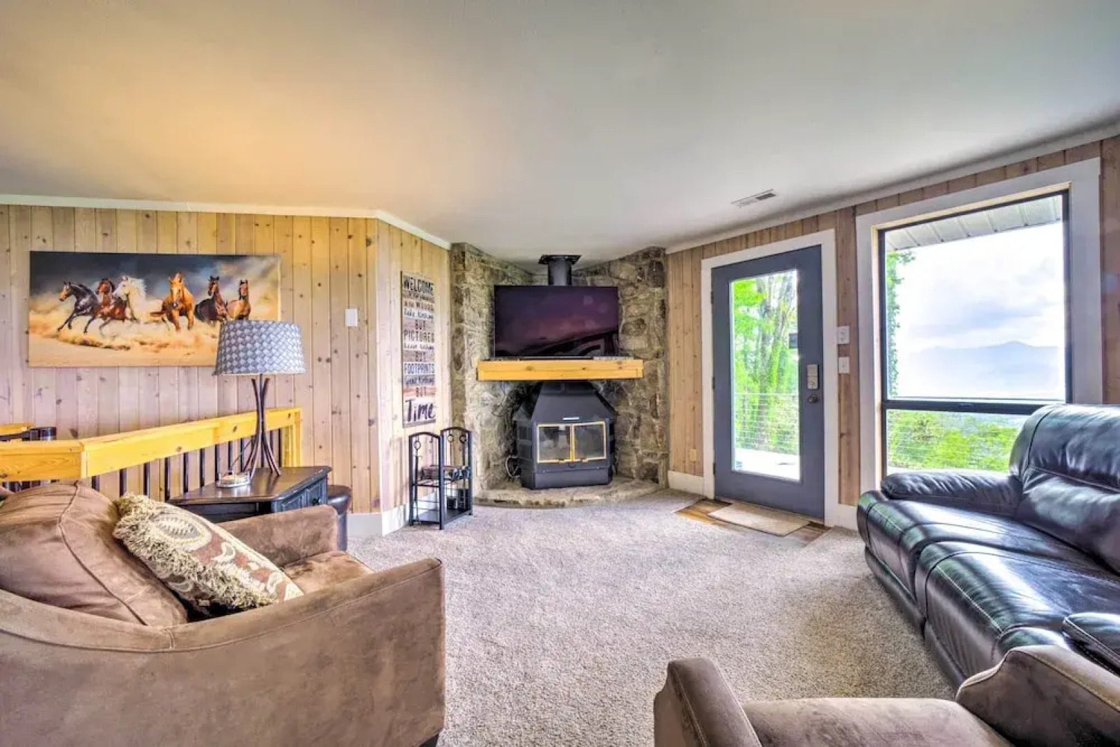 Mtn Treehouse w/ Fire Pit, Breathtaking Views