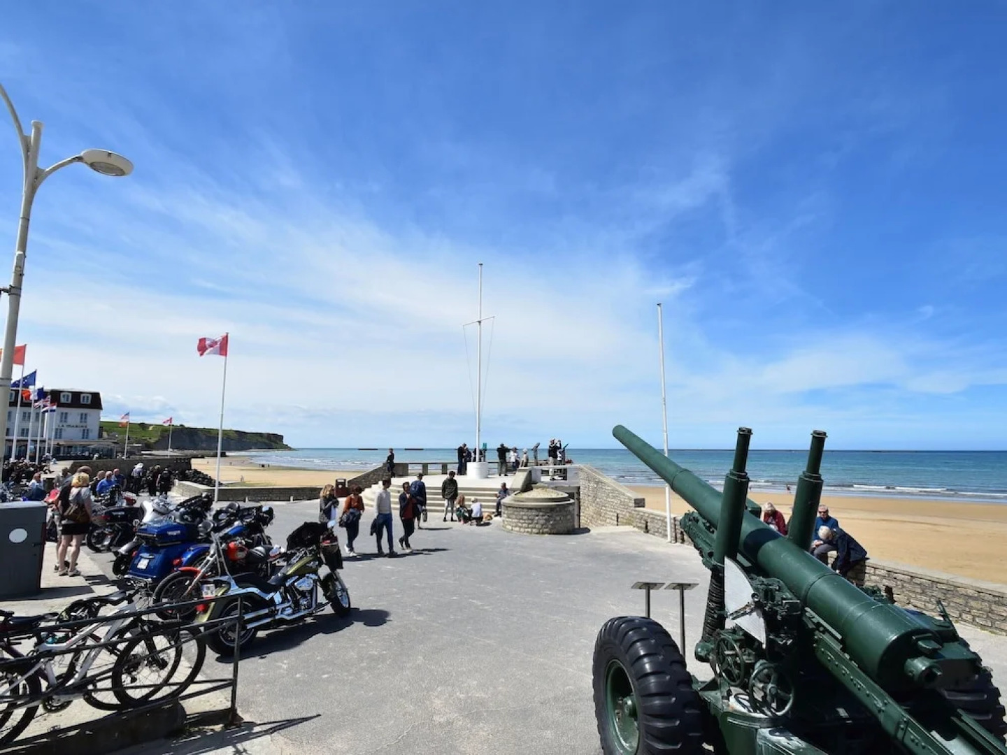 Holiday Chalet in Private Residence With Swimming Pool, Near the sea