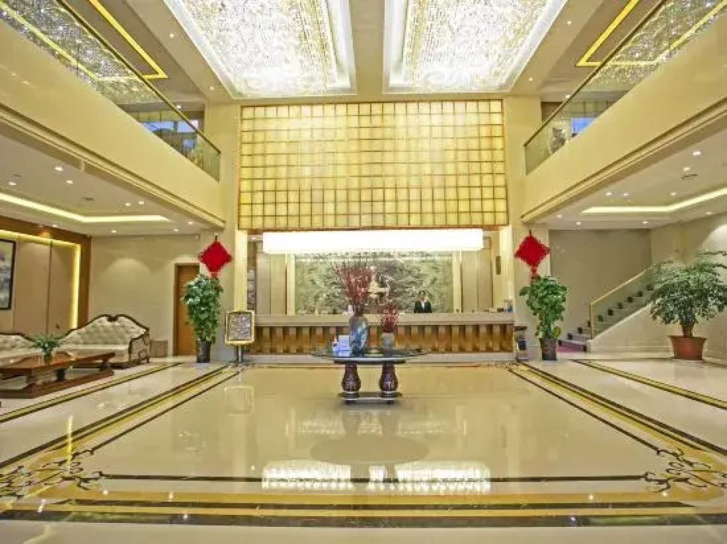 Huafeng Hotel