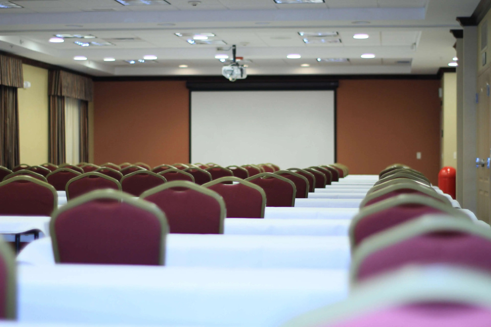 Hampton Inn & Suites Folsom