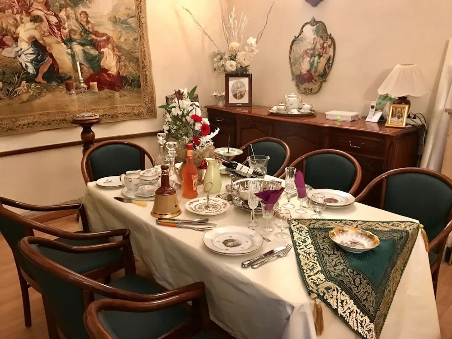 Chateau de Sainte Colombe Sur Gand