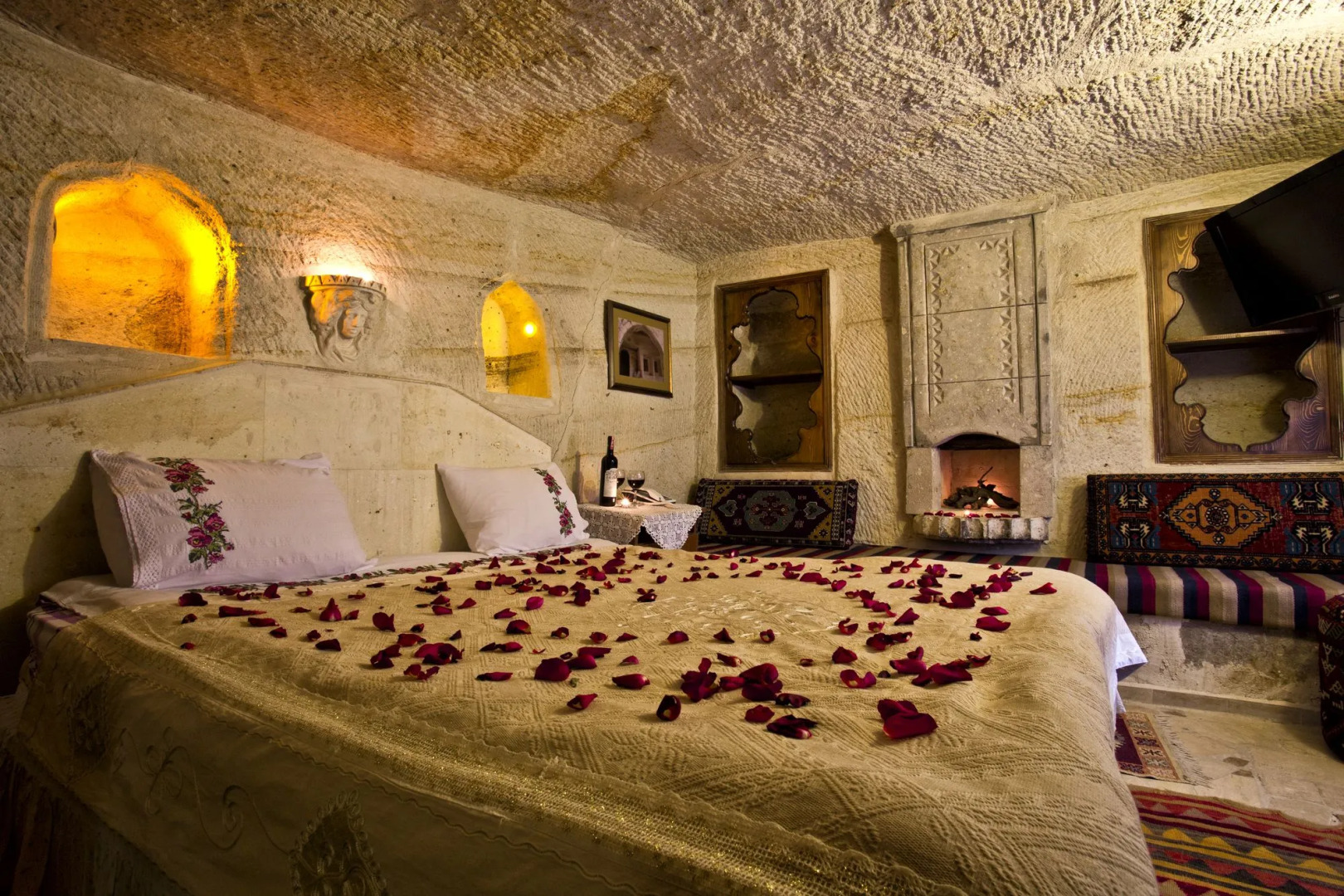 Konak Bezirhane Cave Otel