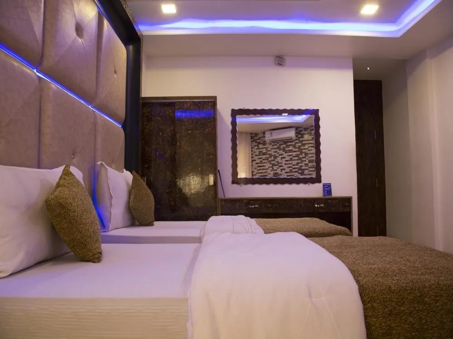 OYO Premium Devka Beach Garden 2