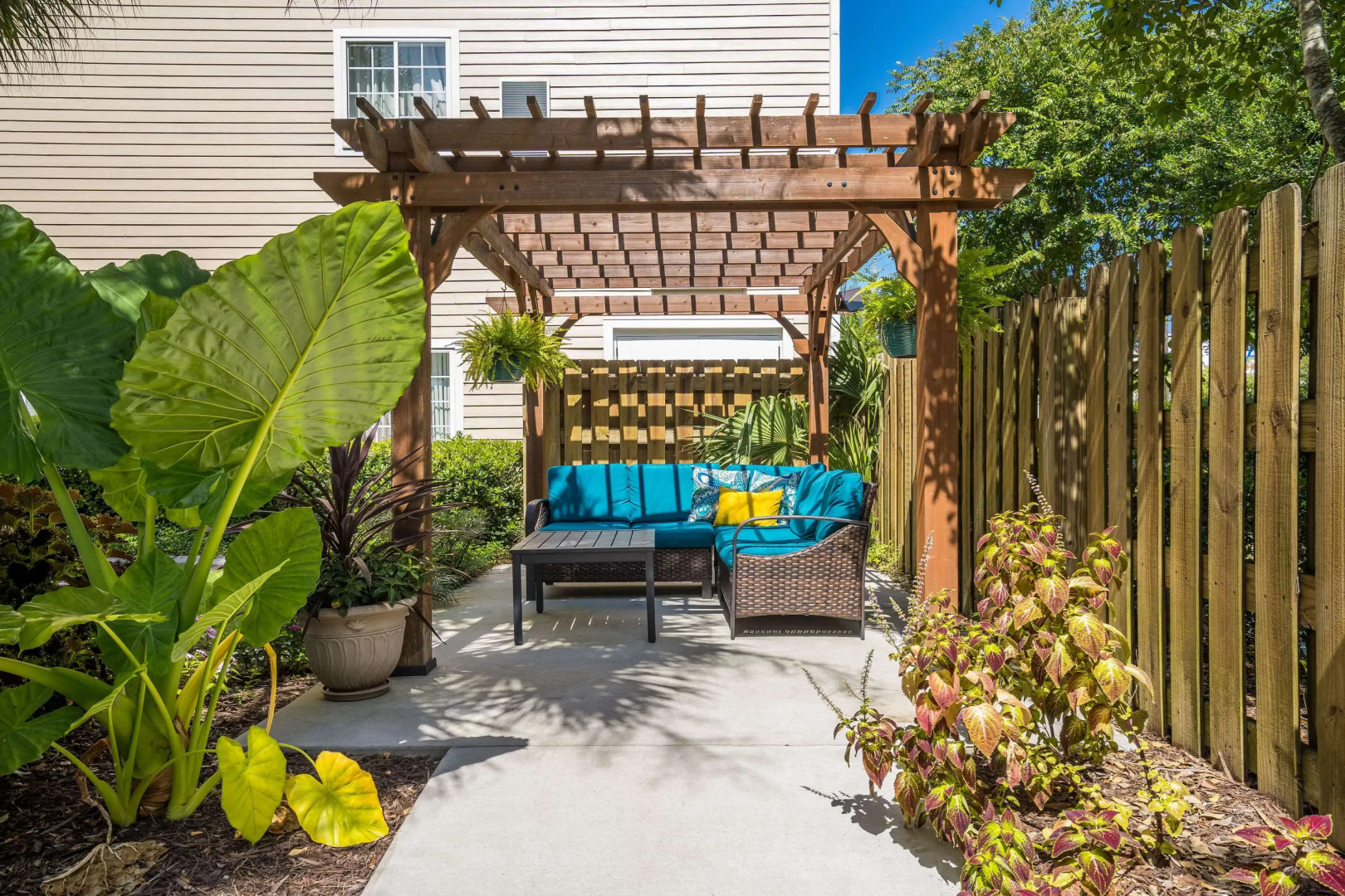 MainStay Suites Wilmington - University Area