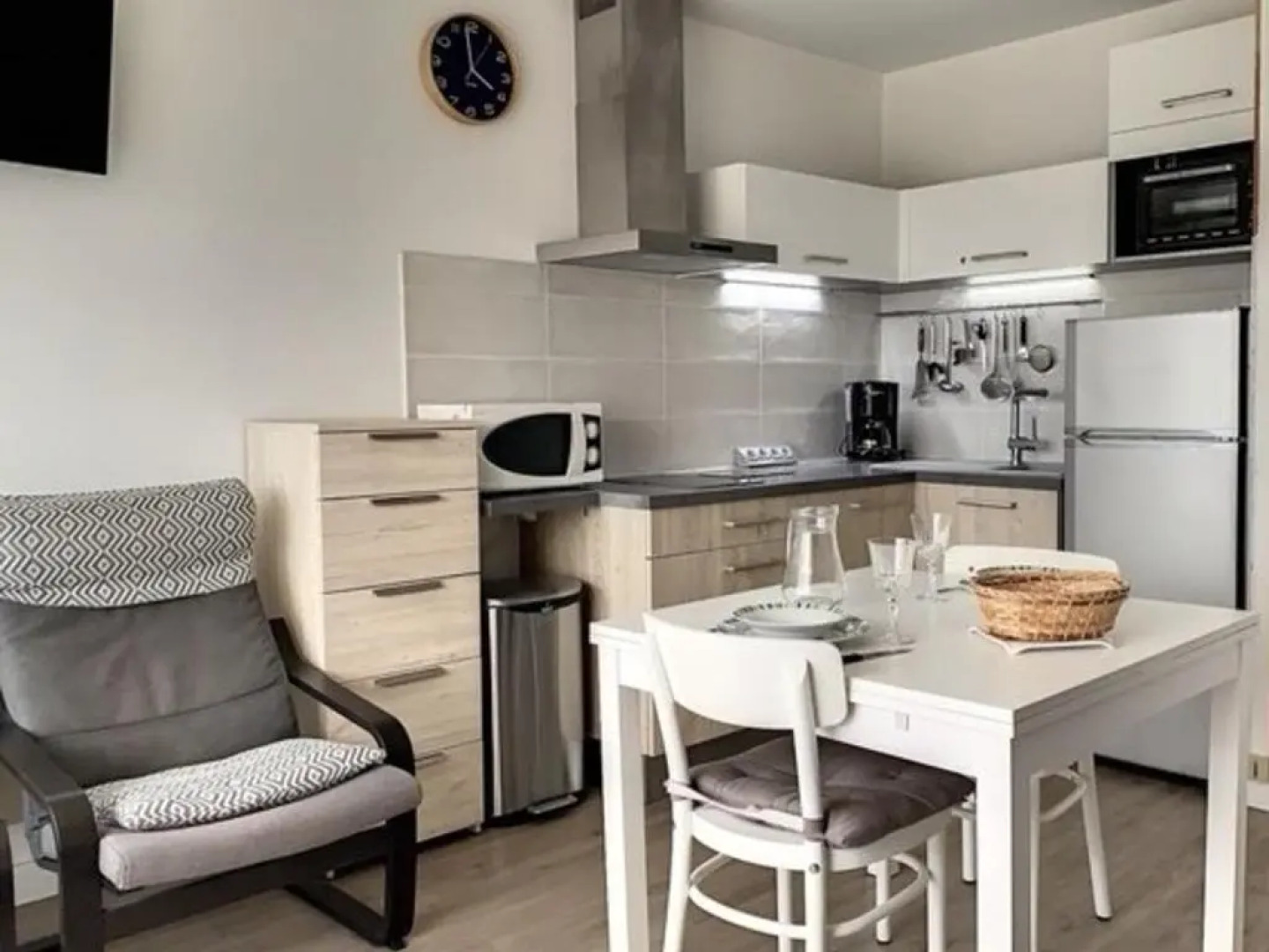 Appartement Balaruc-les-Bains, 1 pièce, 2 personnes - FR-1-503-102