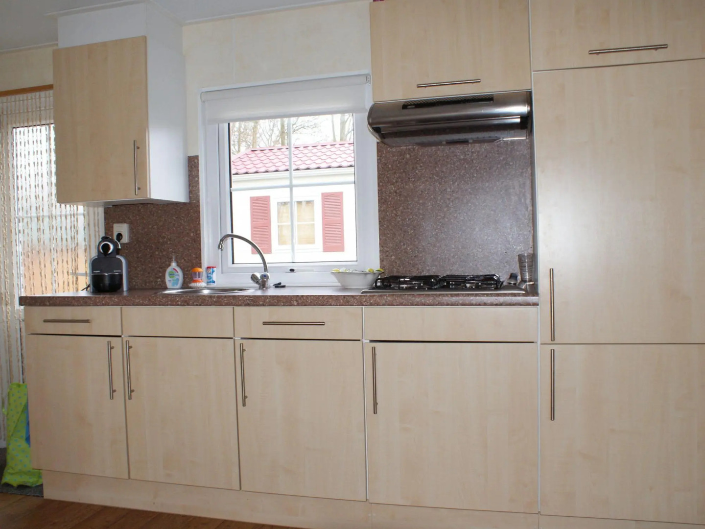 Charming Chalet in Goedereede with Open Area