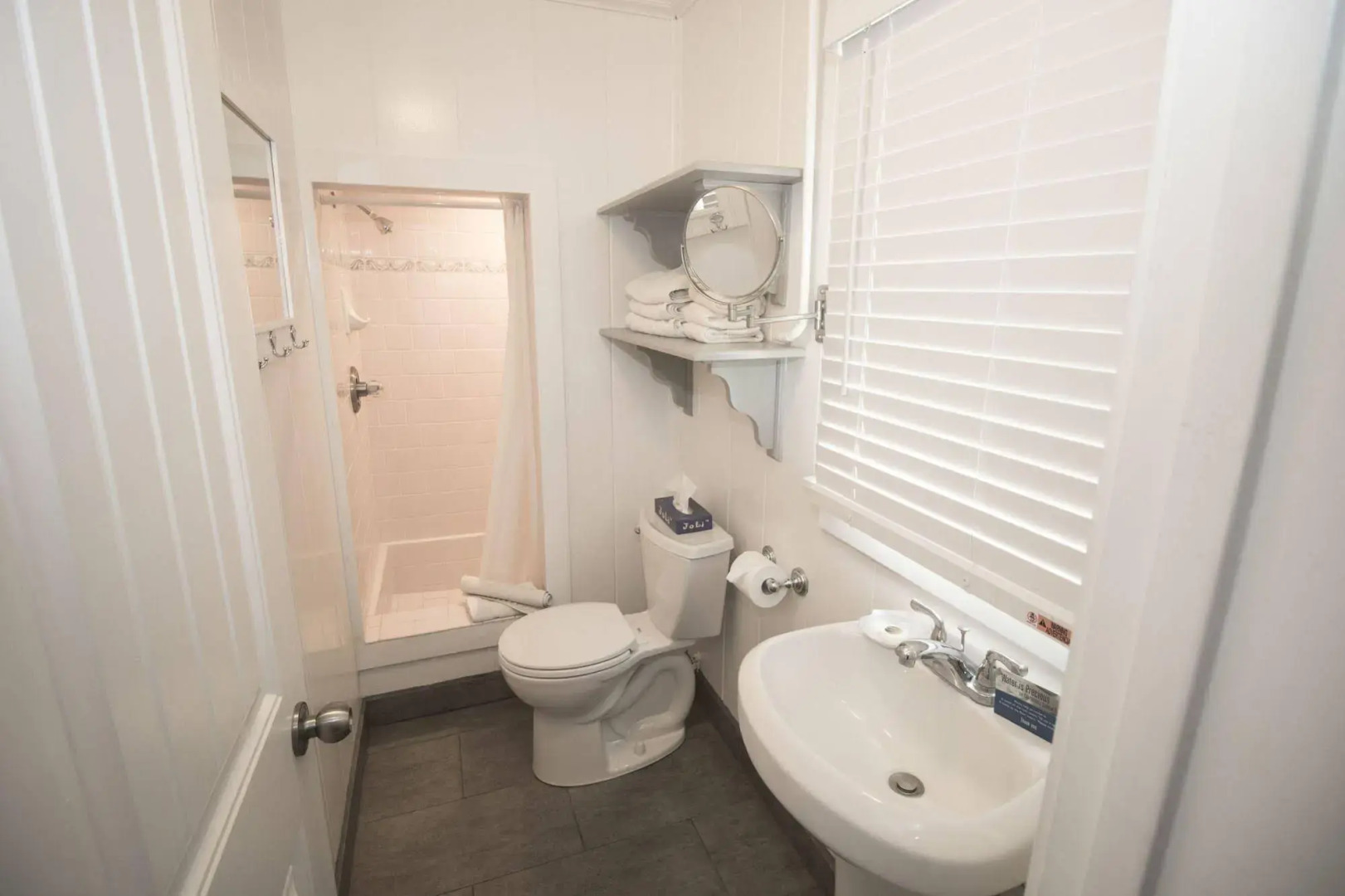 Capitola Venetian Hotel