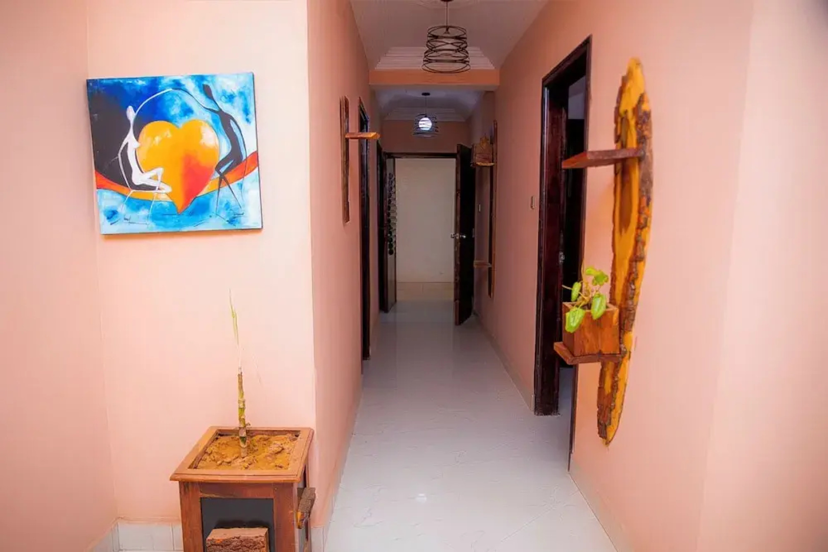 Touraco Suite Hotel Business