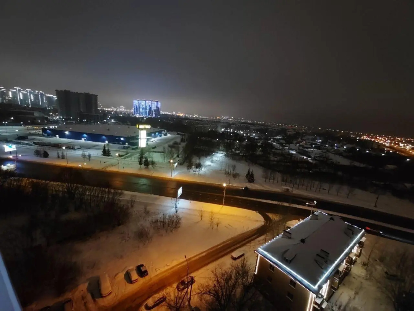 Fan House (Фан Хаус) на улице Ягодинская