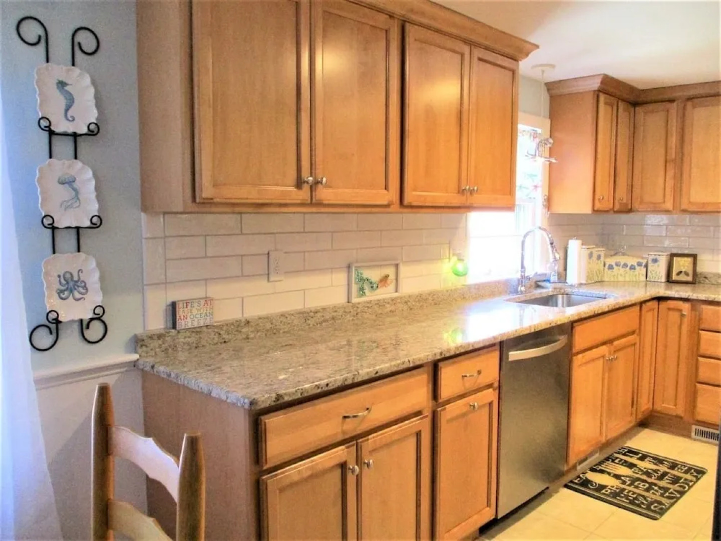 387 Strawberry Hill - 4 Bedroom House