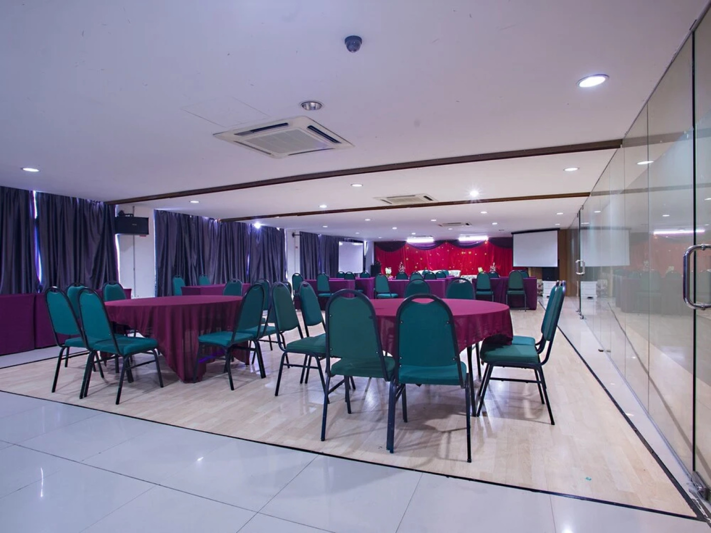 KK Hotel Kajang by OYO