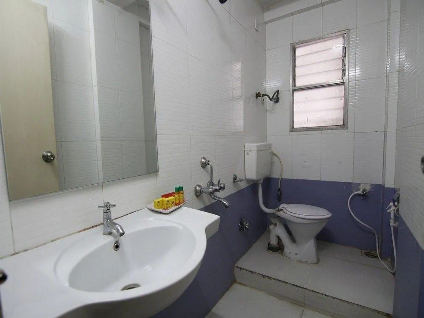 FabHotel Satish Executive Hinjewadi